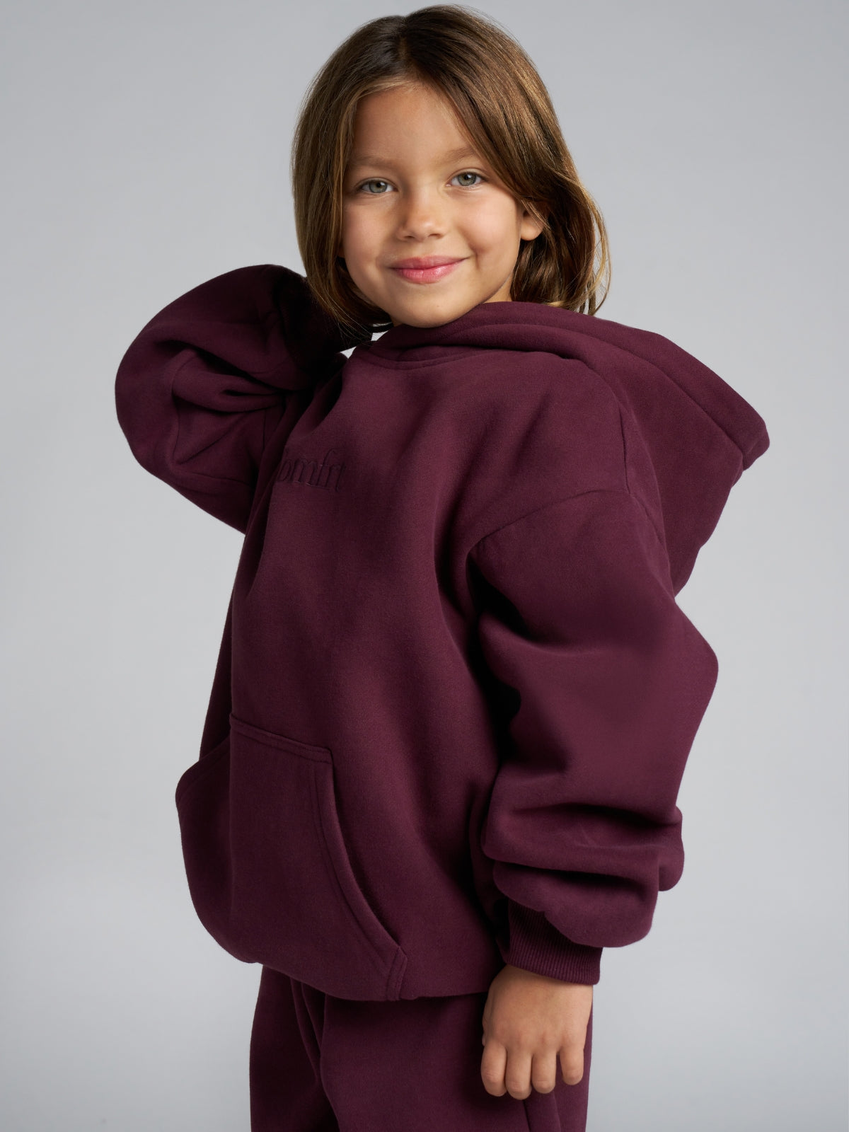 Maroon / Mila