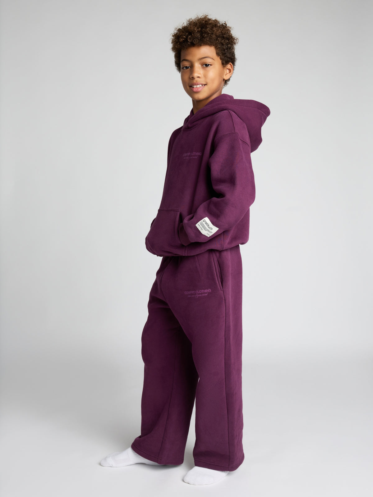Plum / Apolo