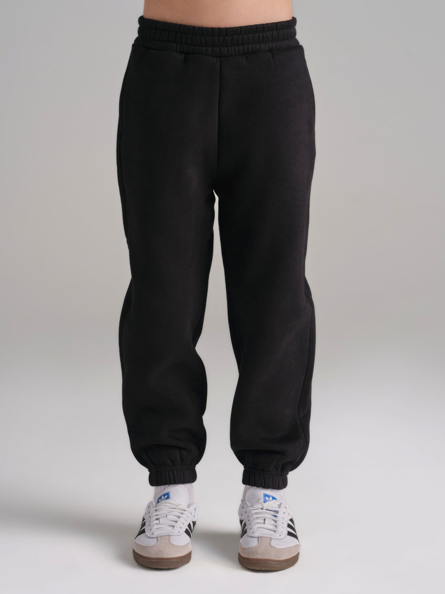 Onyx Black / Raphaella