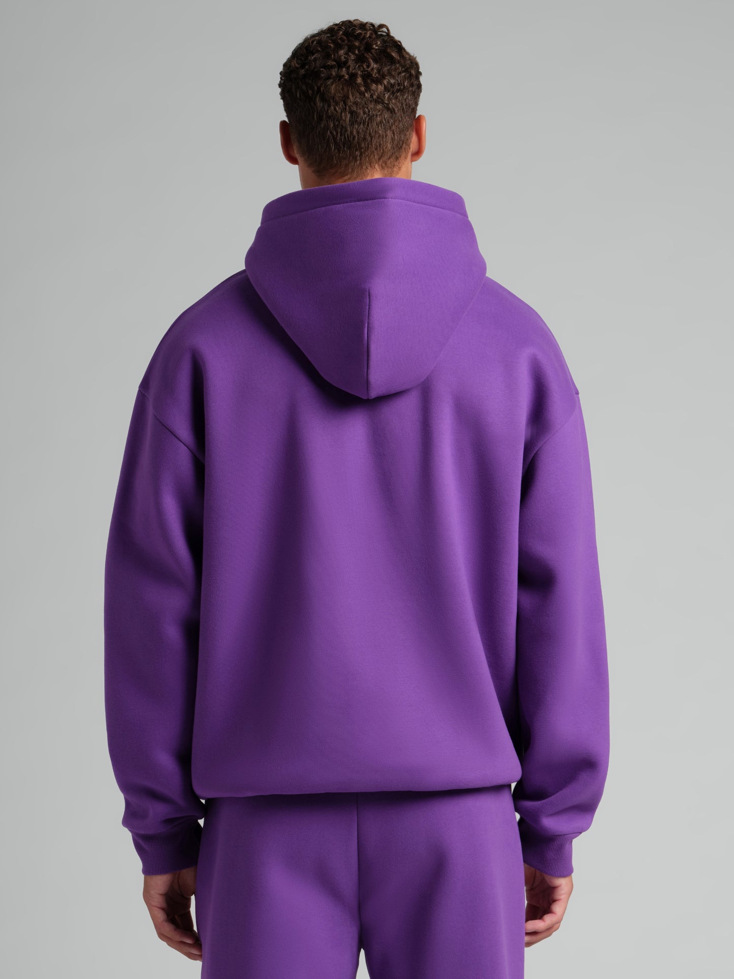Violet / M