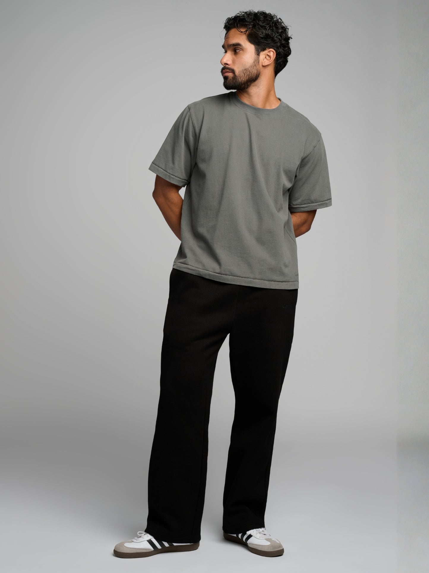 Steel Grey / M
