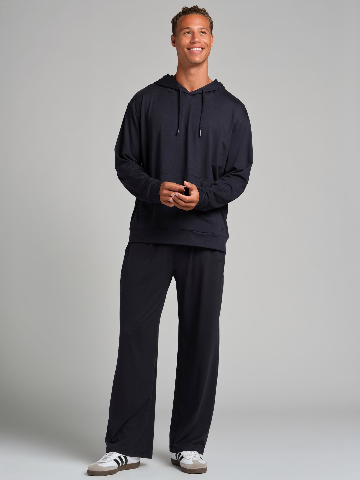 Navy / M