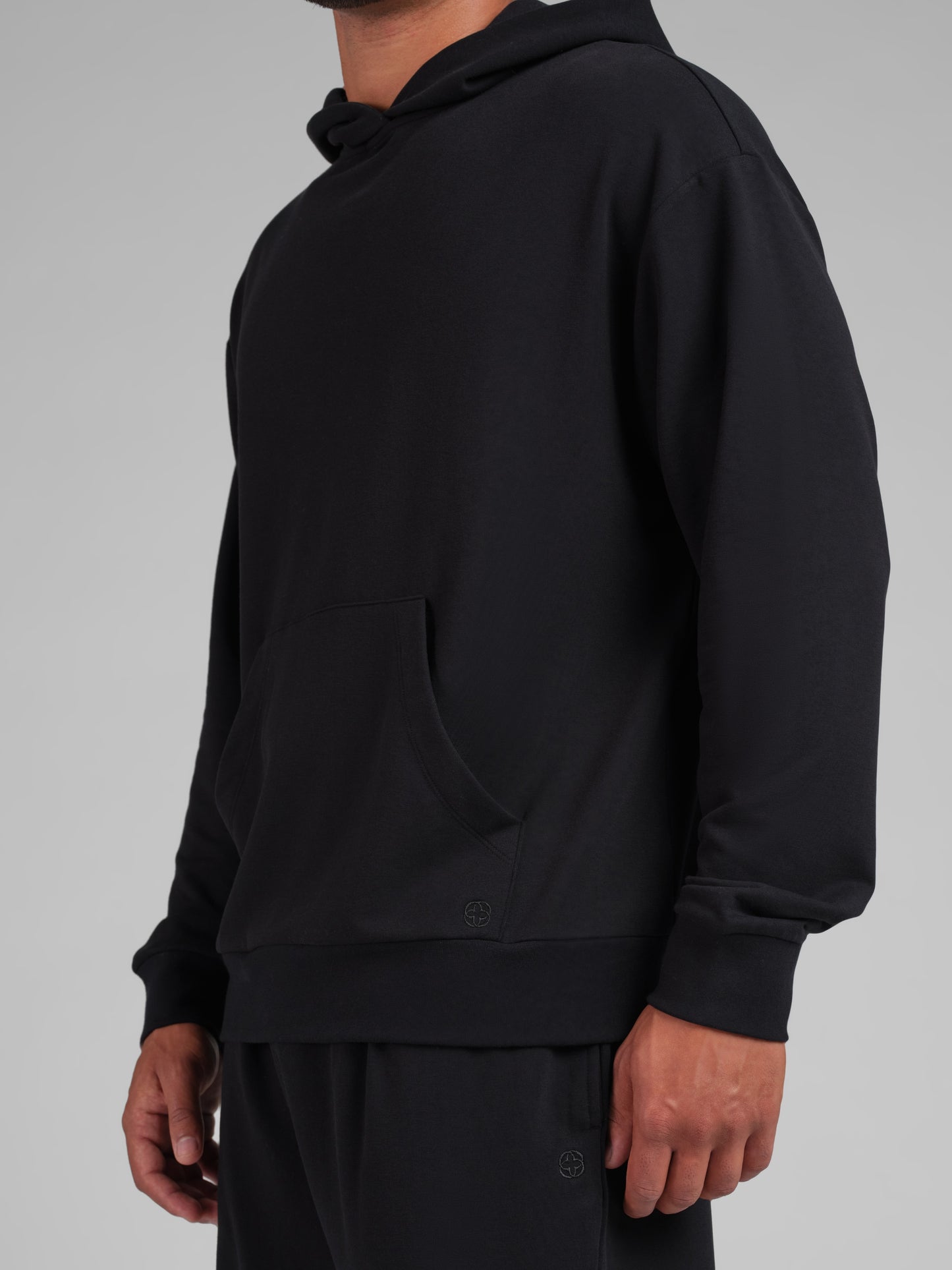 Onyx Black / M