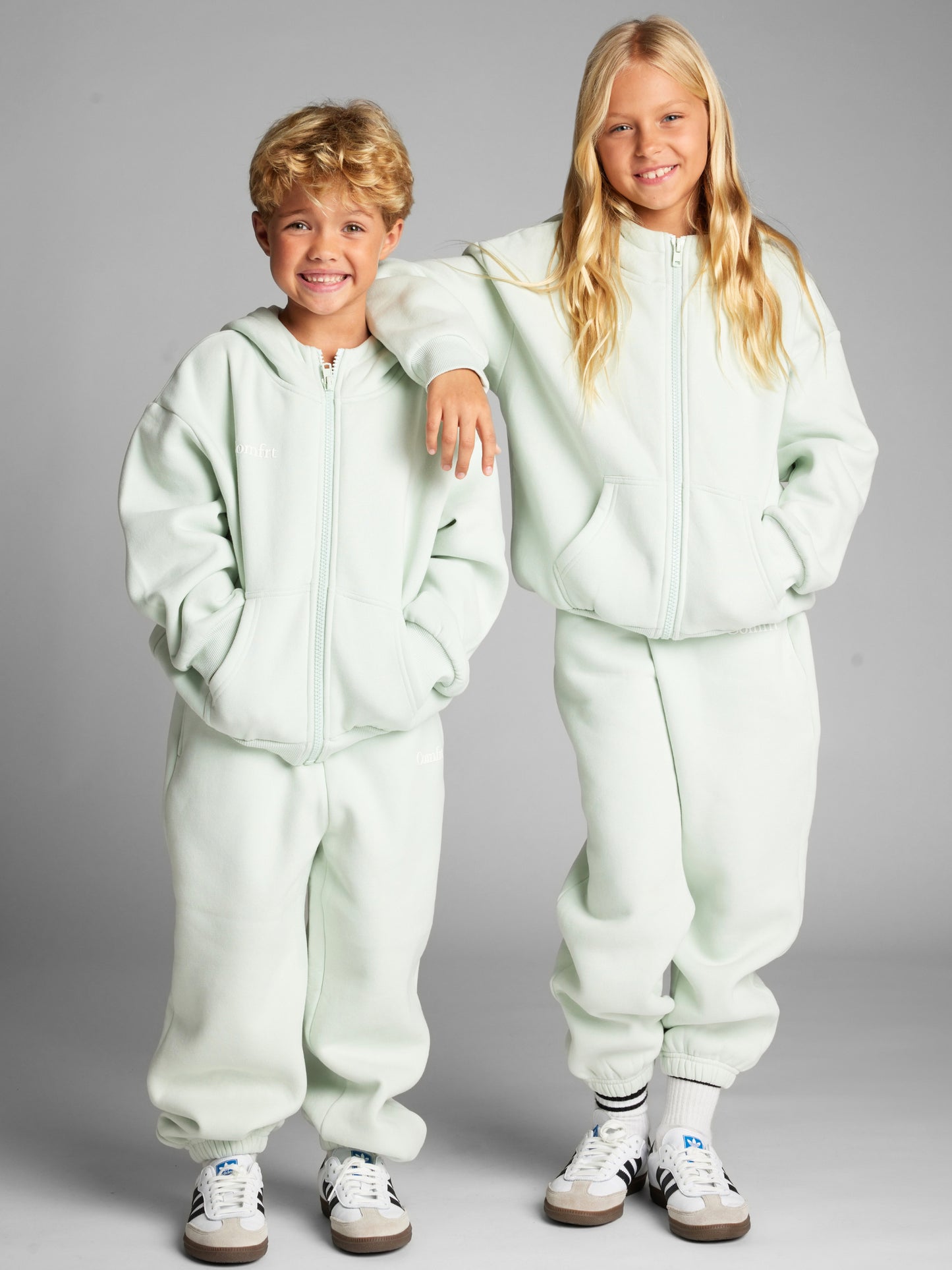 Pale Mint / Arina