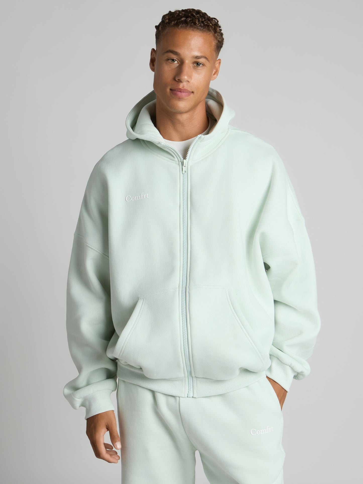 Pale Mint / M
