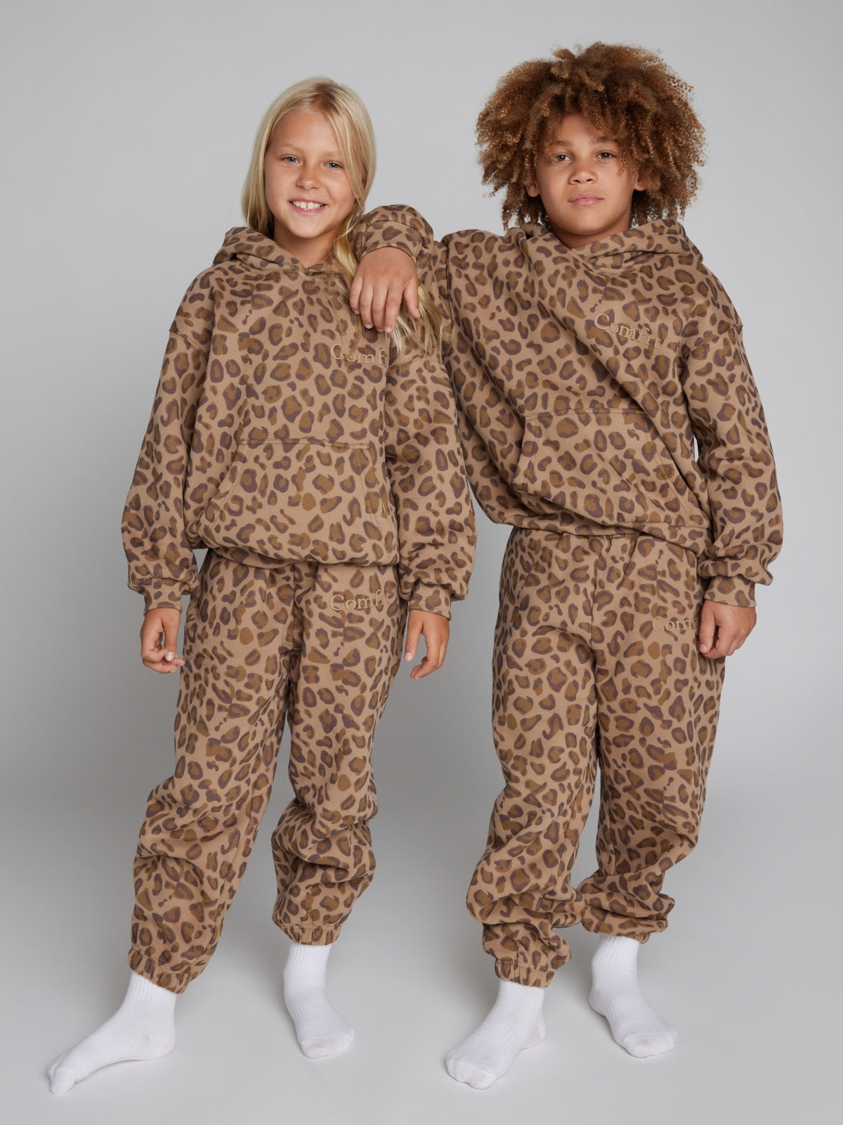 Brown Leopard / Logan