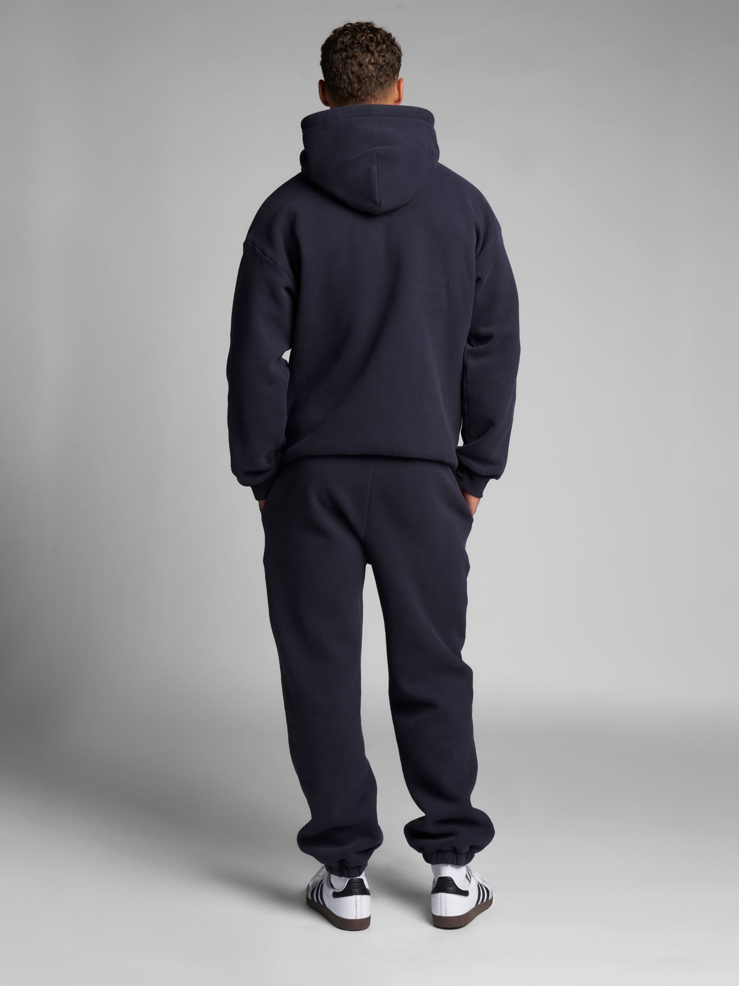 Navy / M