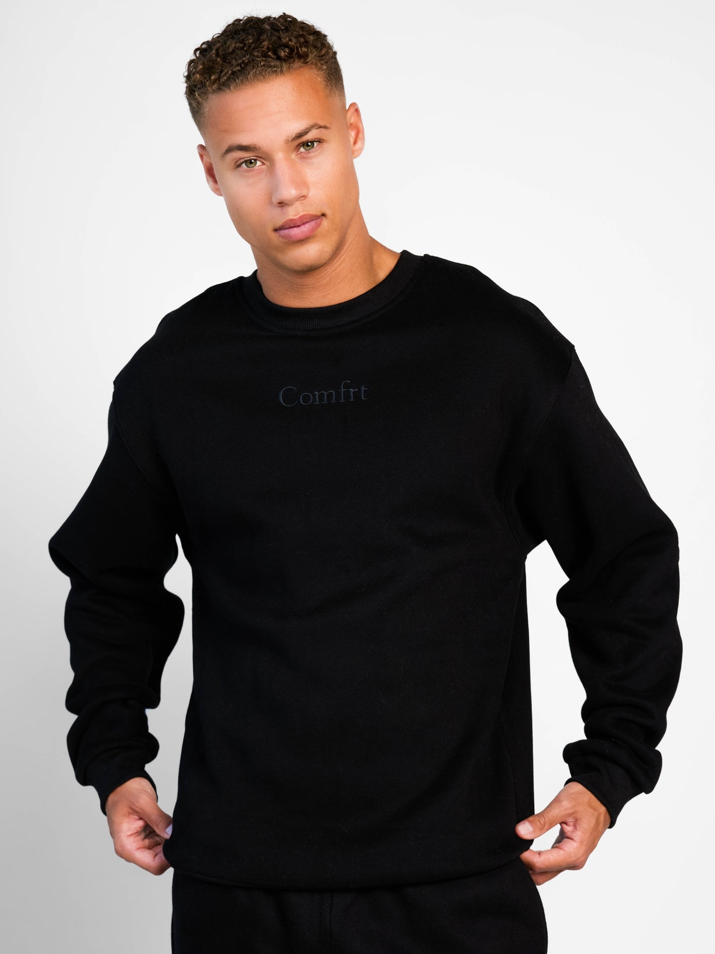 Onyx Black / M