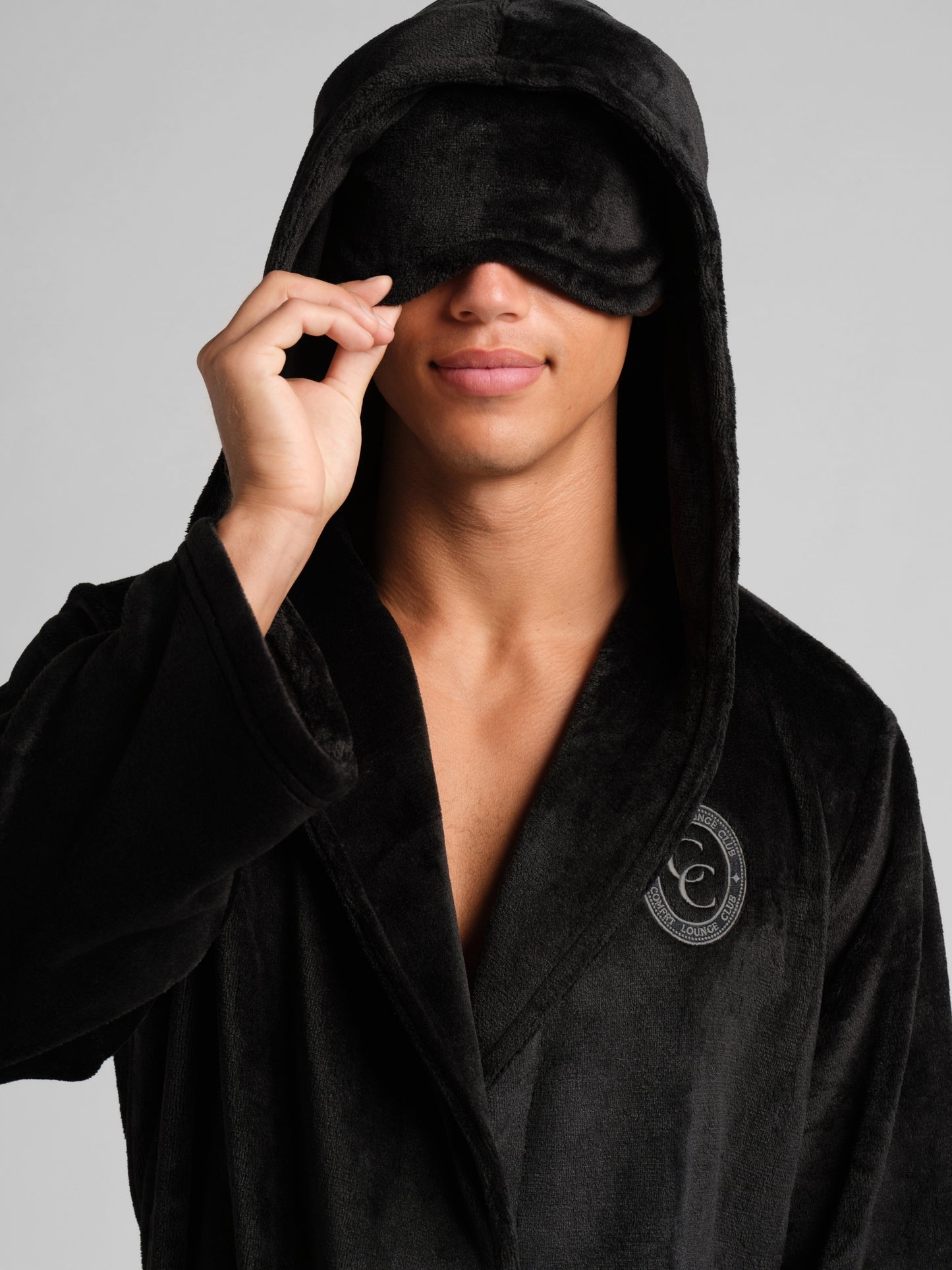 Onyx Black / M