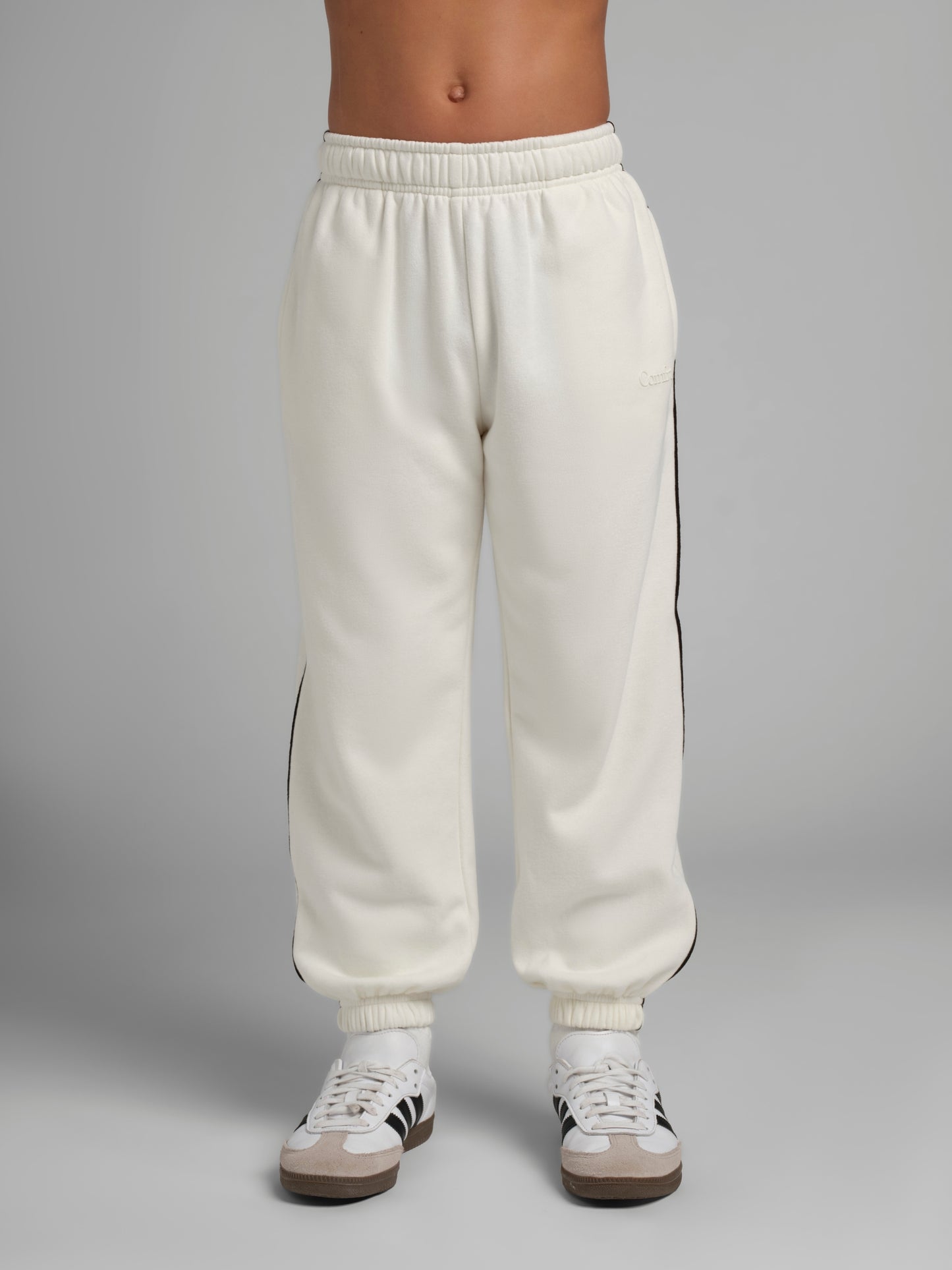 Eagle White / Logan
