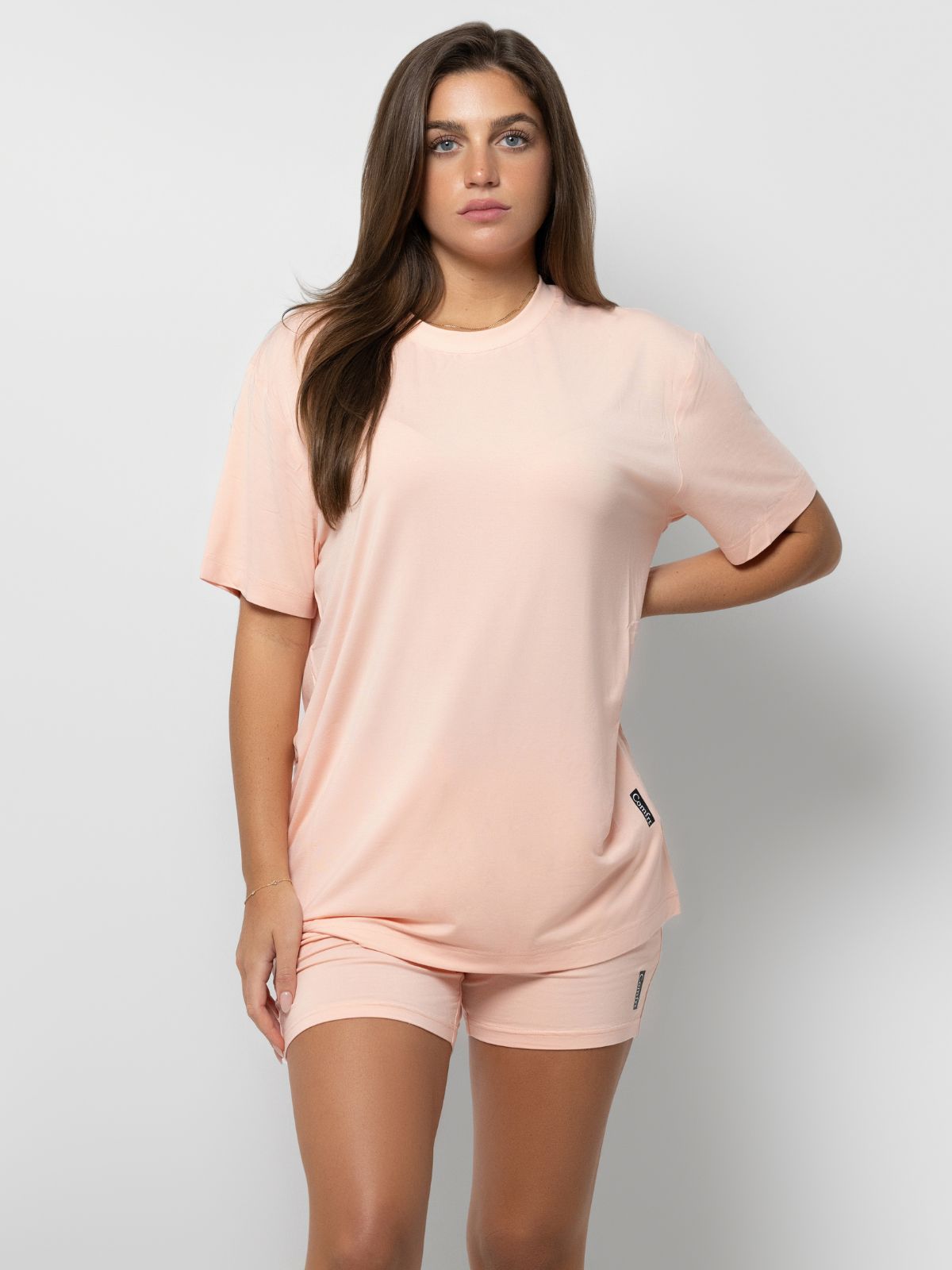 Peach / F / Tee