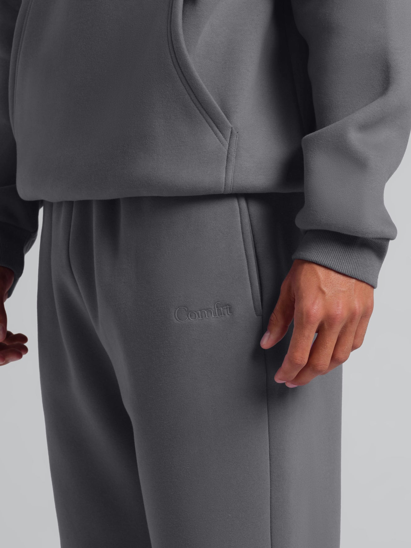 Steel Grey / M