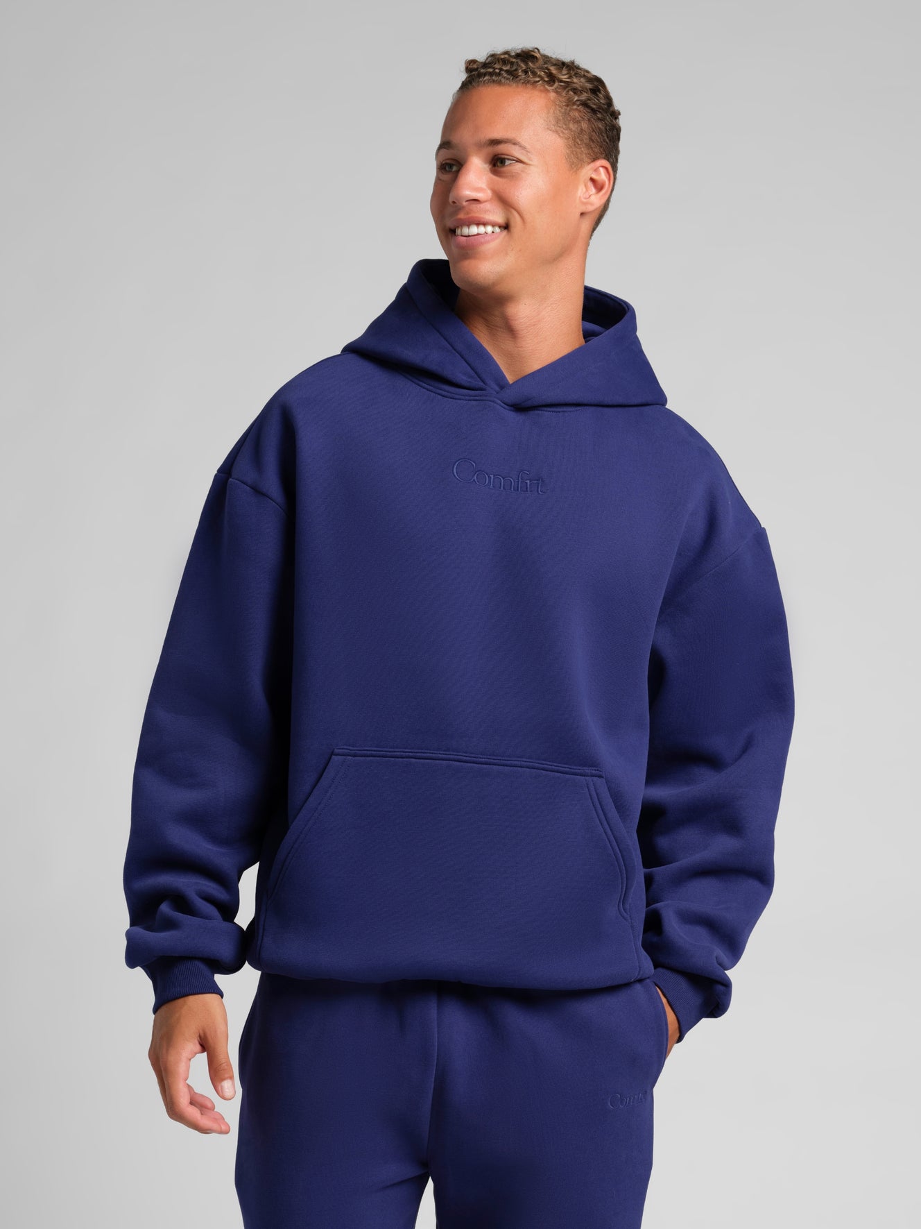 Indigo / M