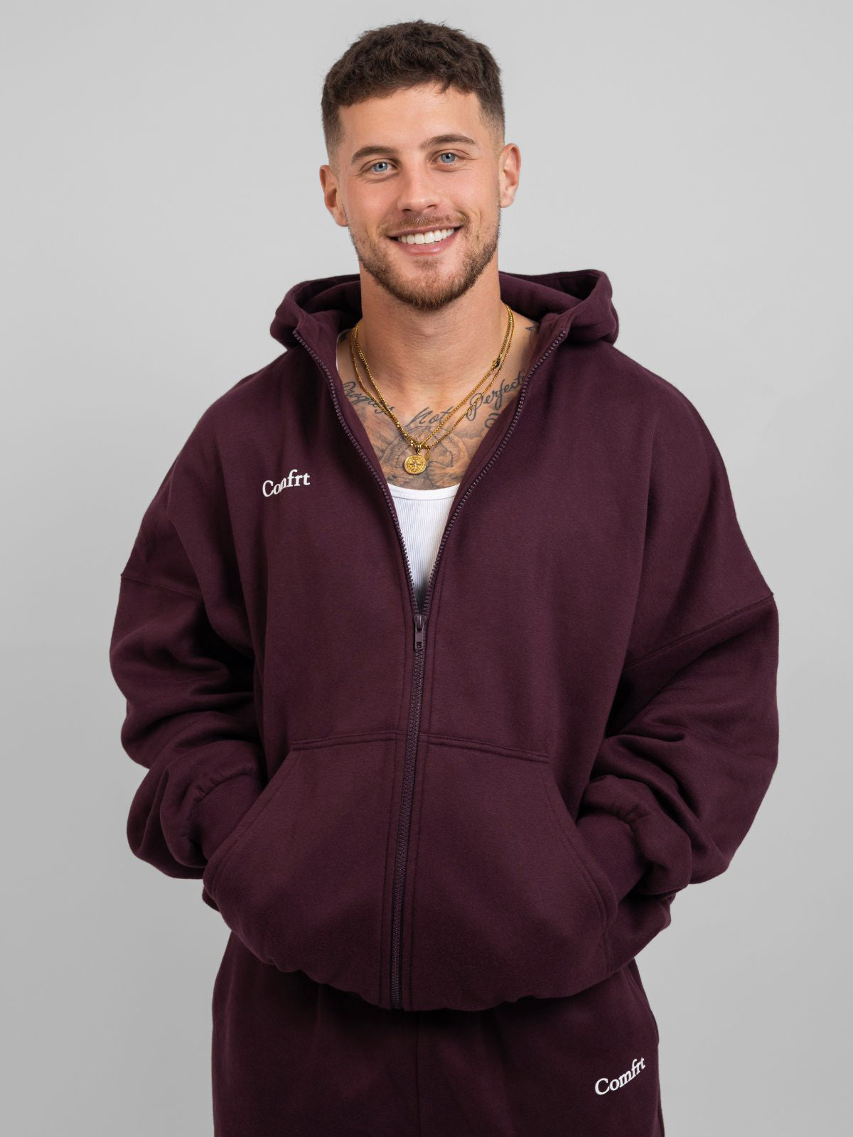Maroon / M / Josh