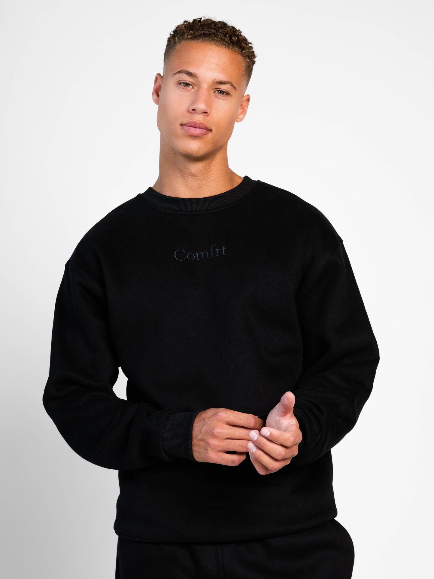 Onyx Black / M