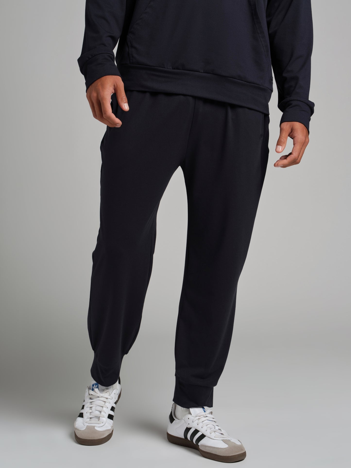 Navy / M