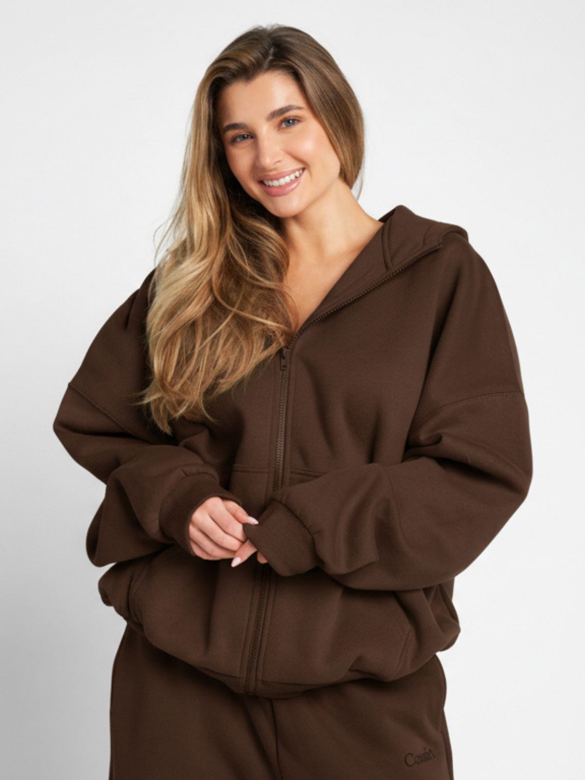 Walnut / F