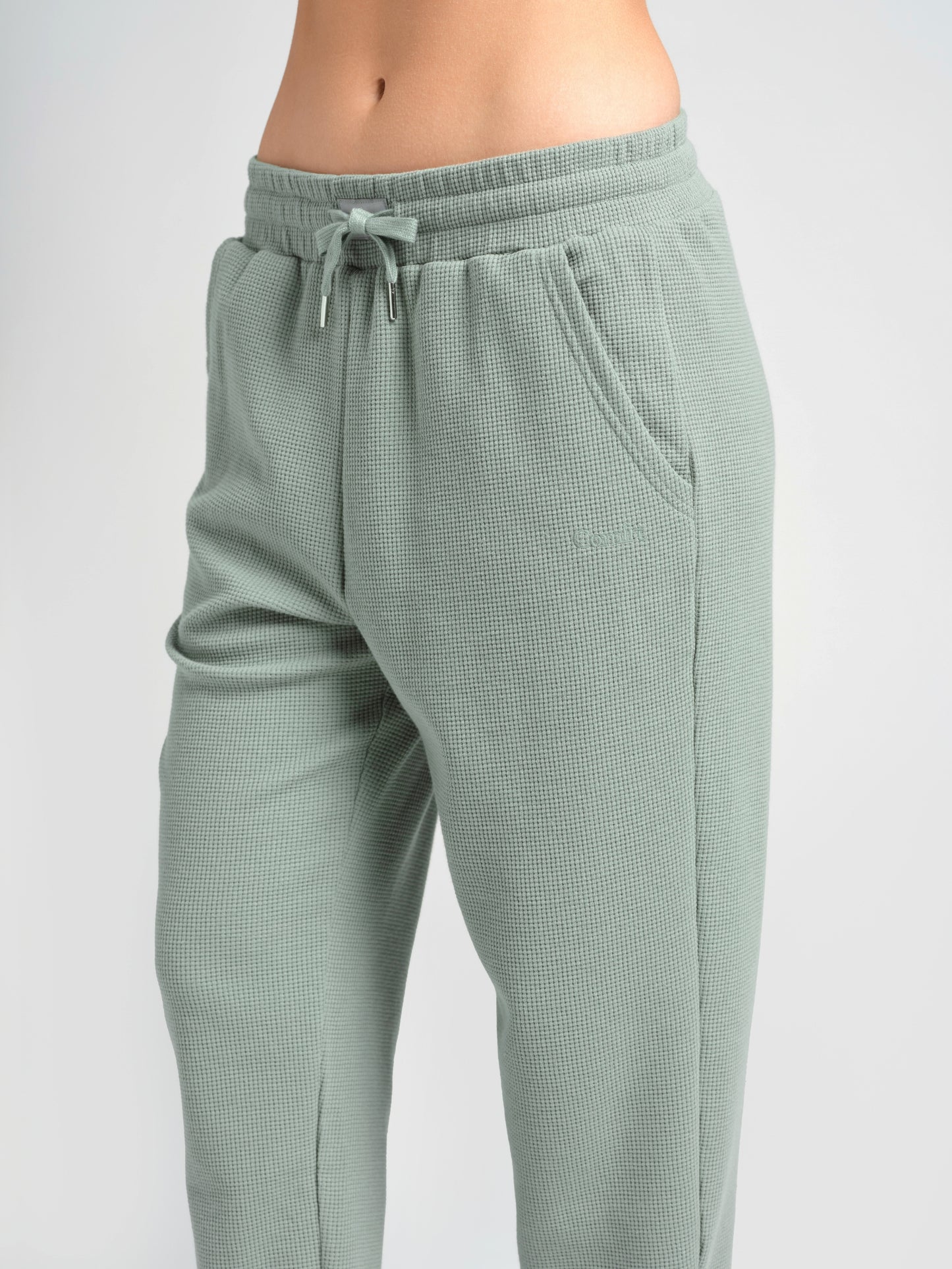 Sage Green / F