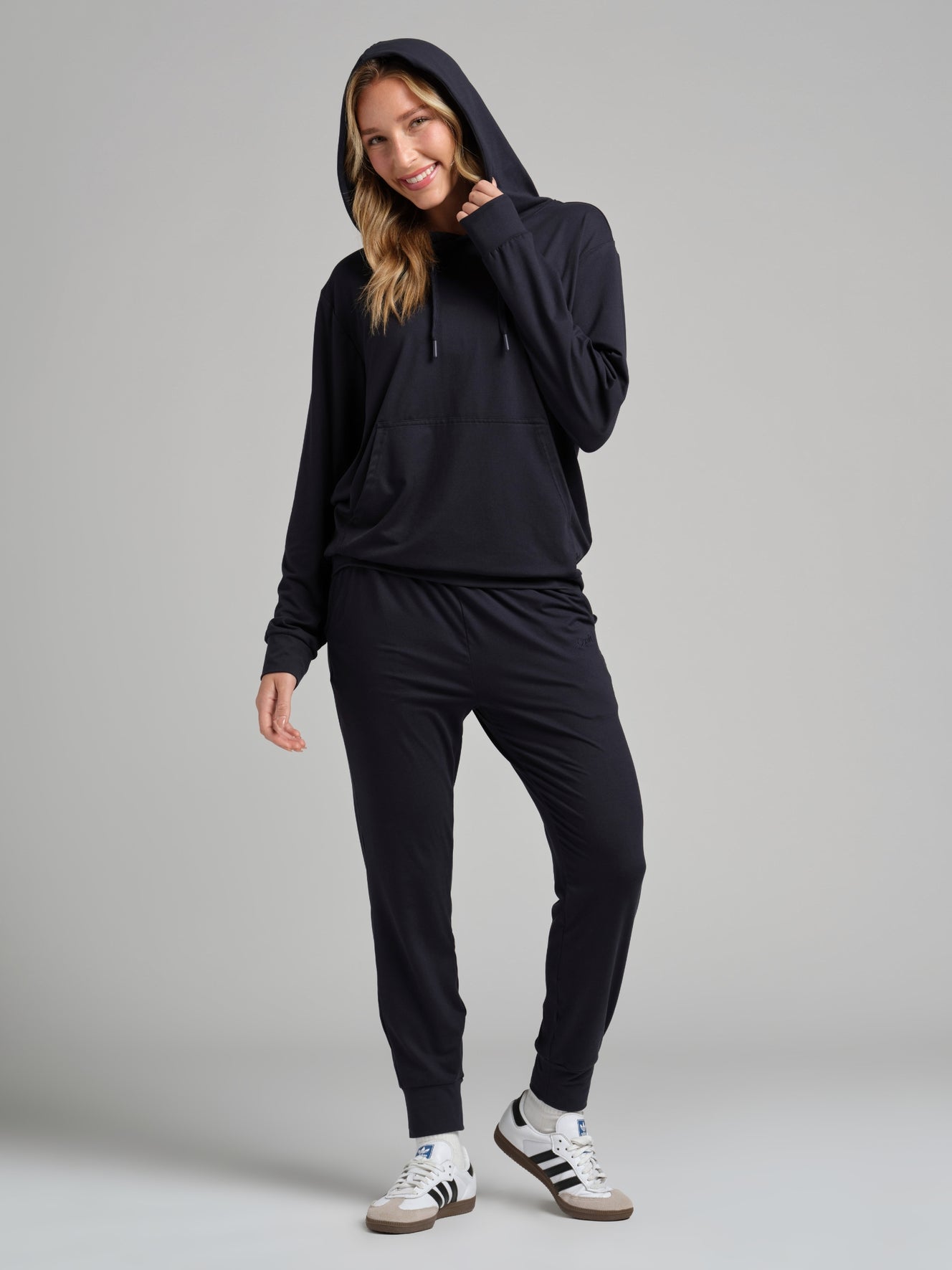 Navy / F