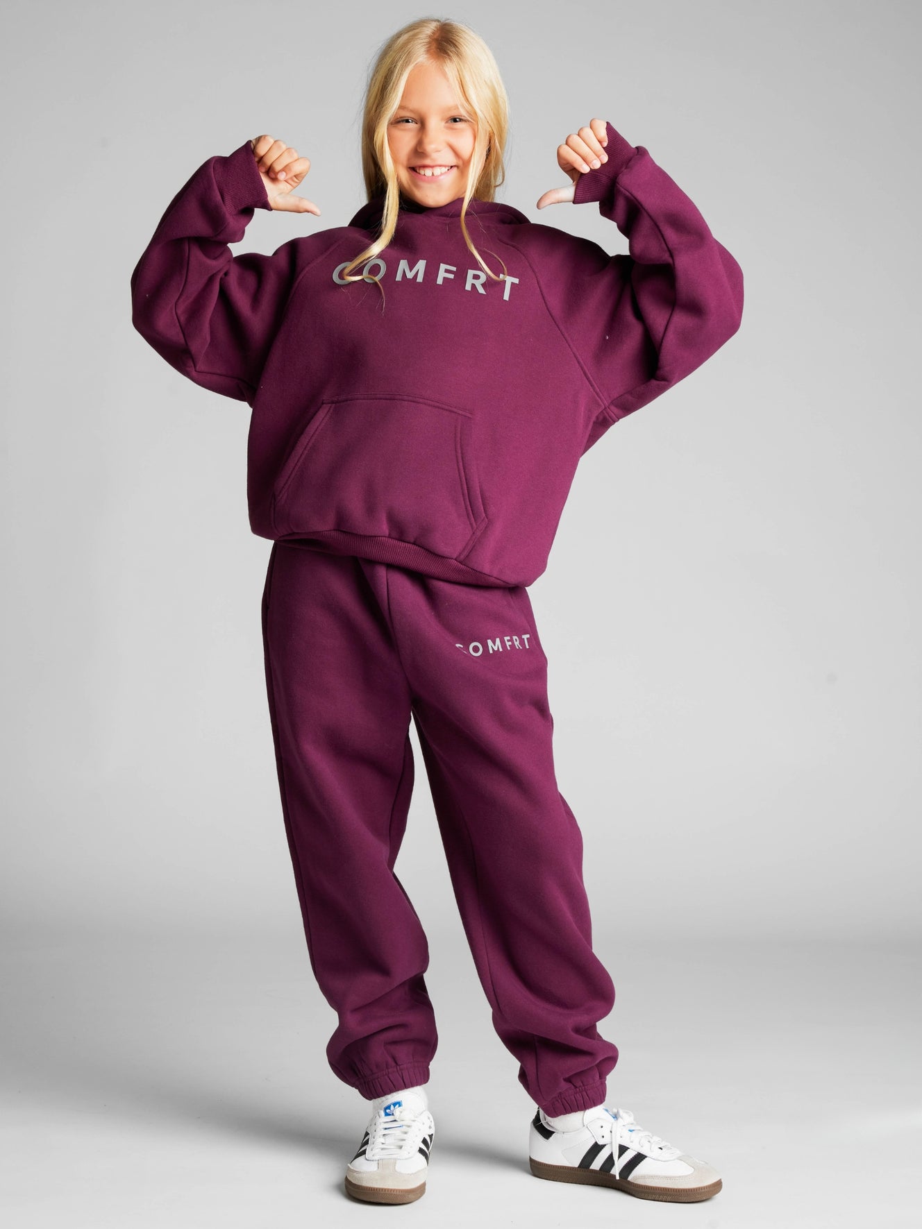 Plum / Arina