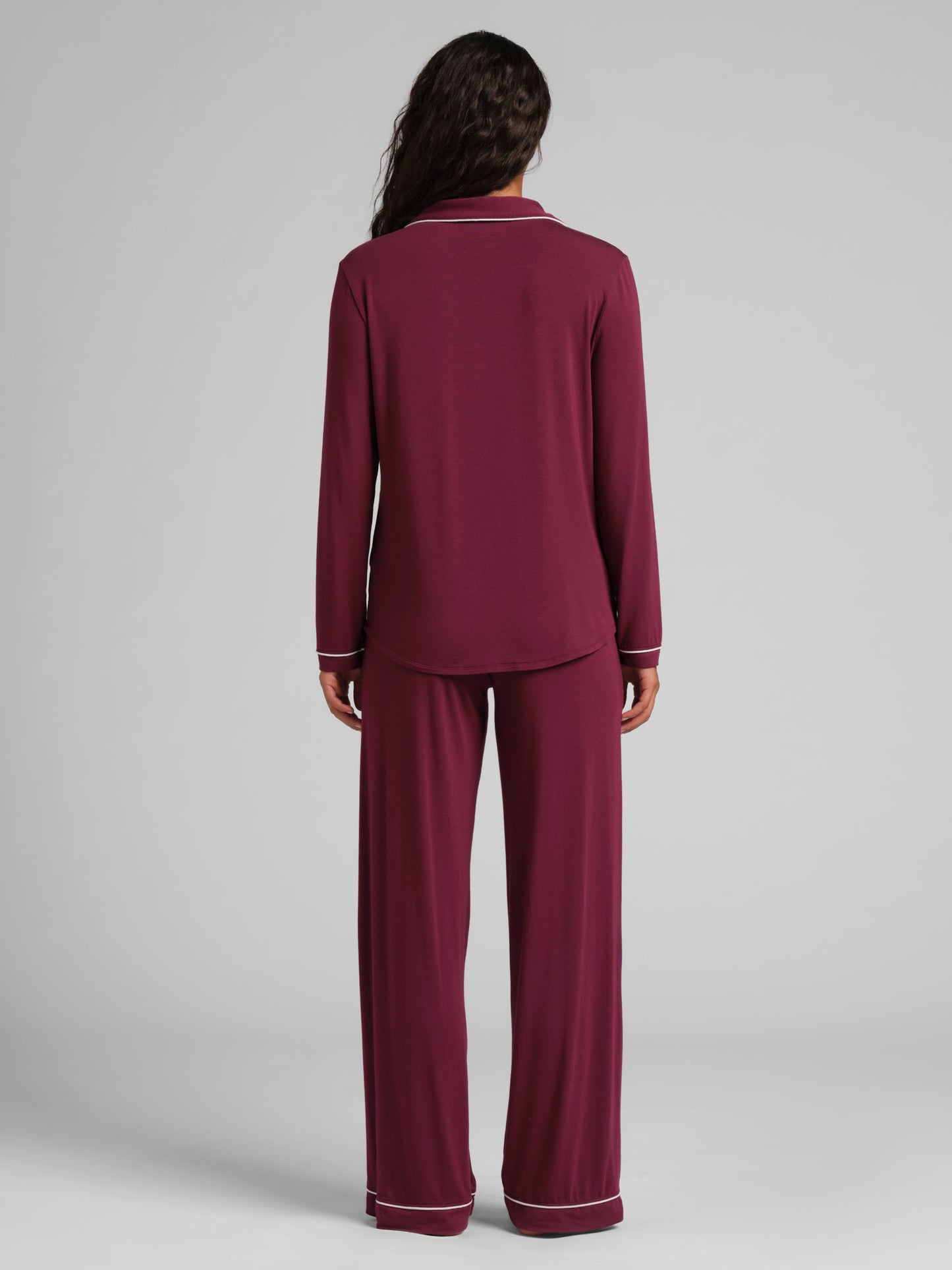 Plum / F