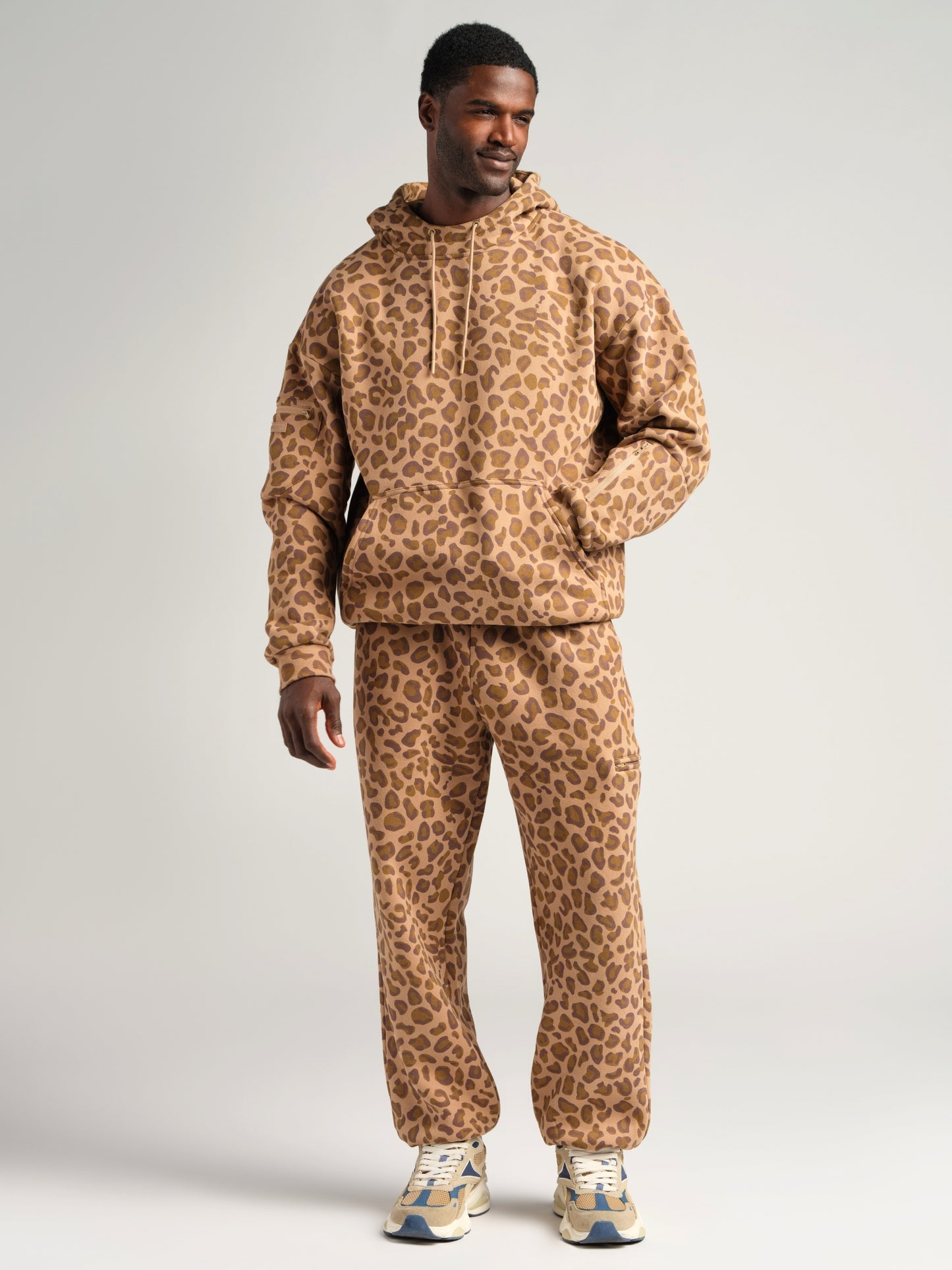Brown Leopard / M
