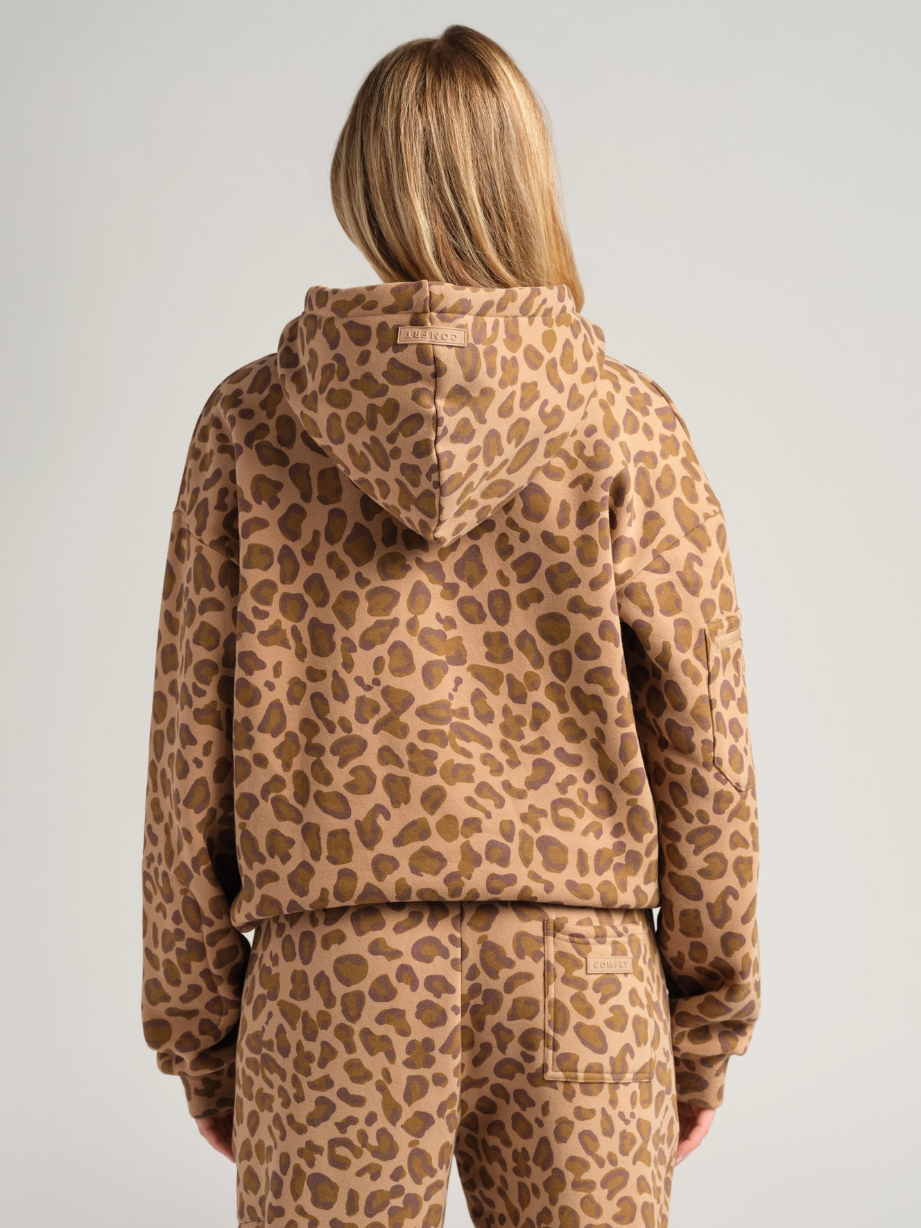 Brown Leopard / F