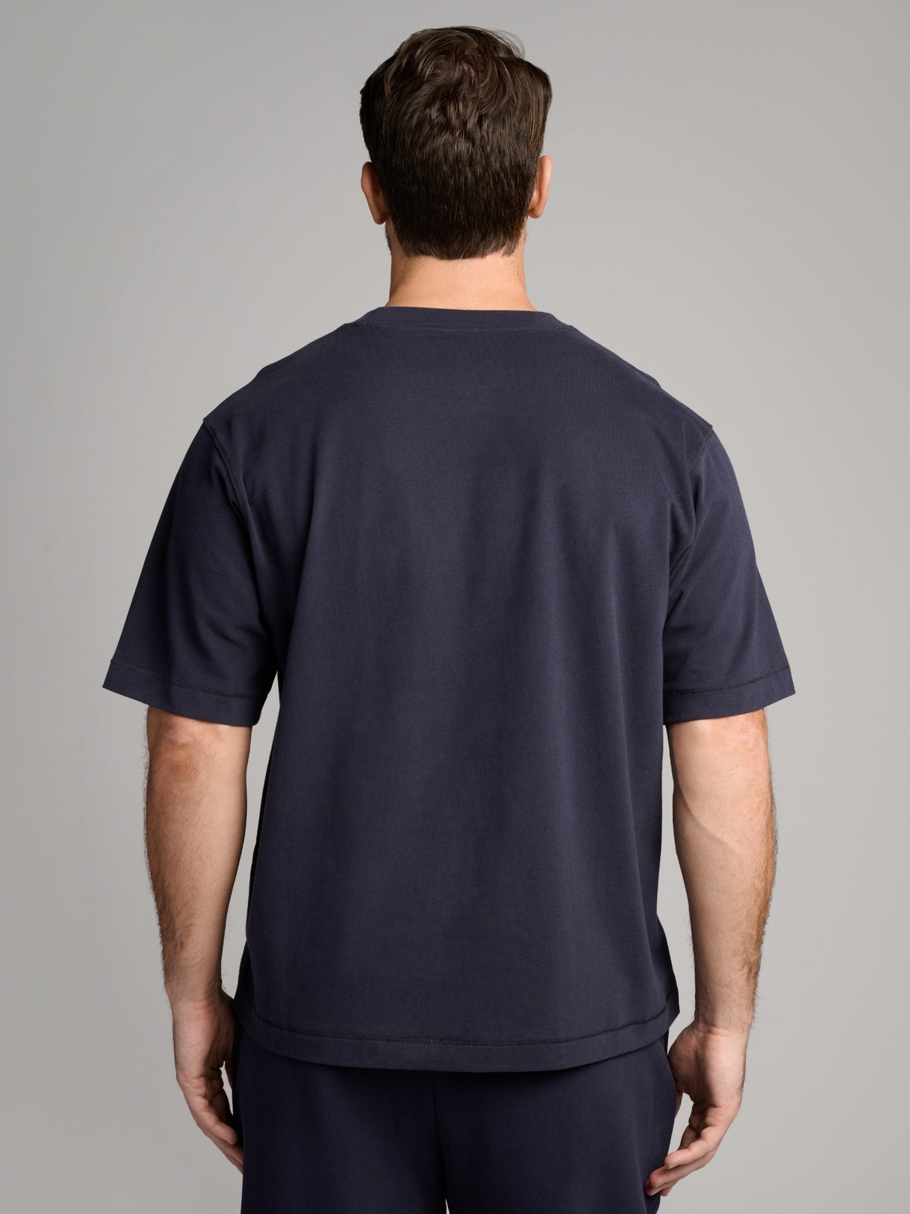 Navy / M