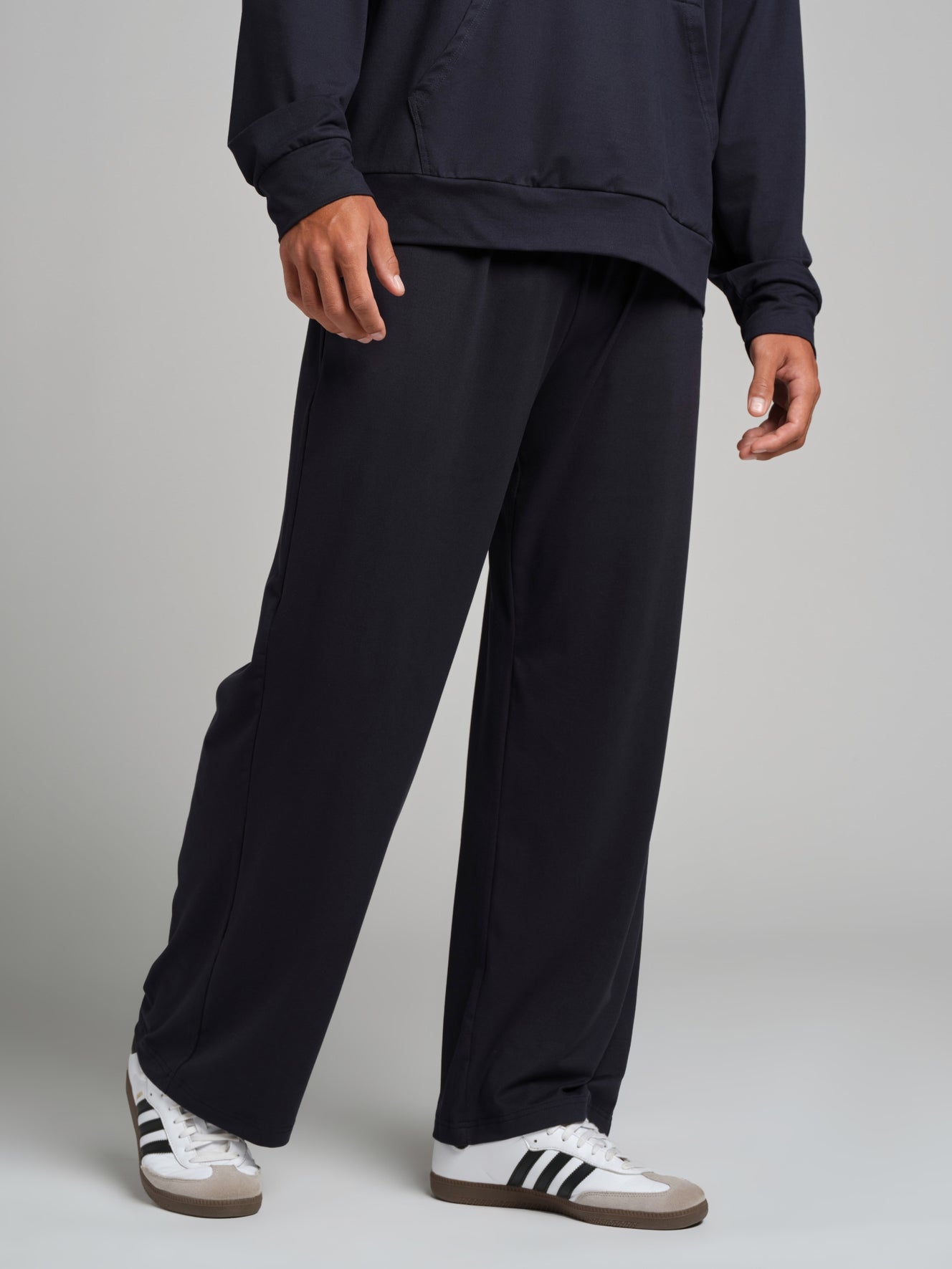 Navy / M