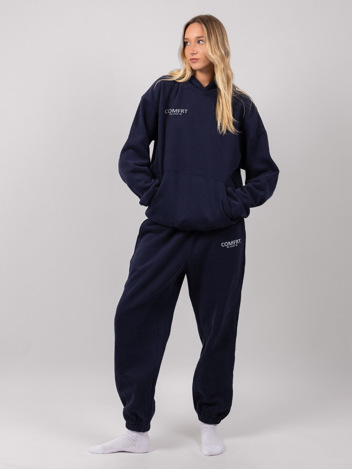 Navy / F