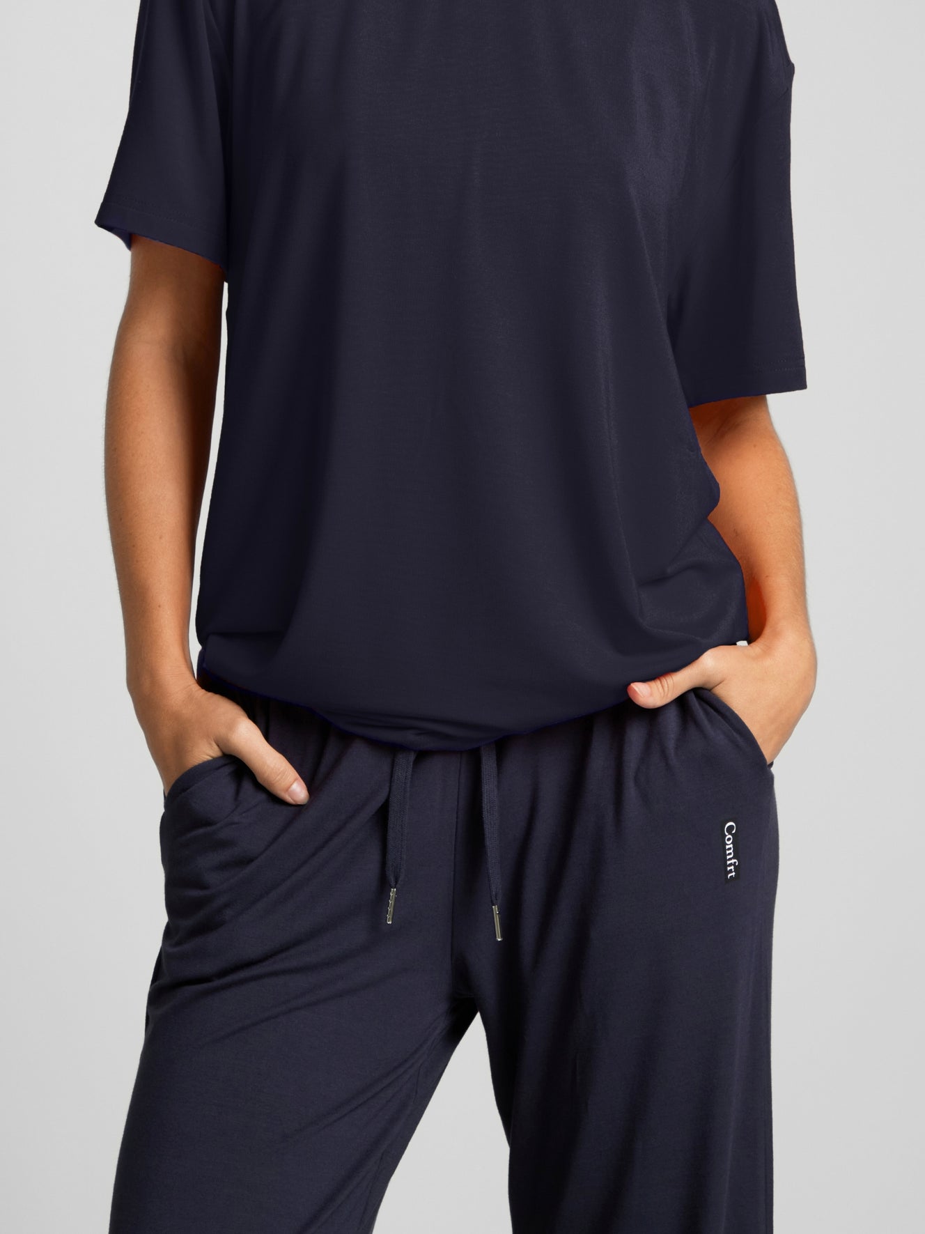 Navy / F