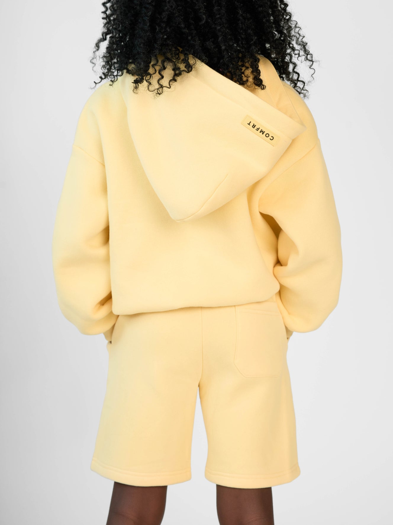 Canary / Hattie