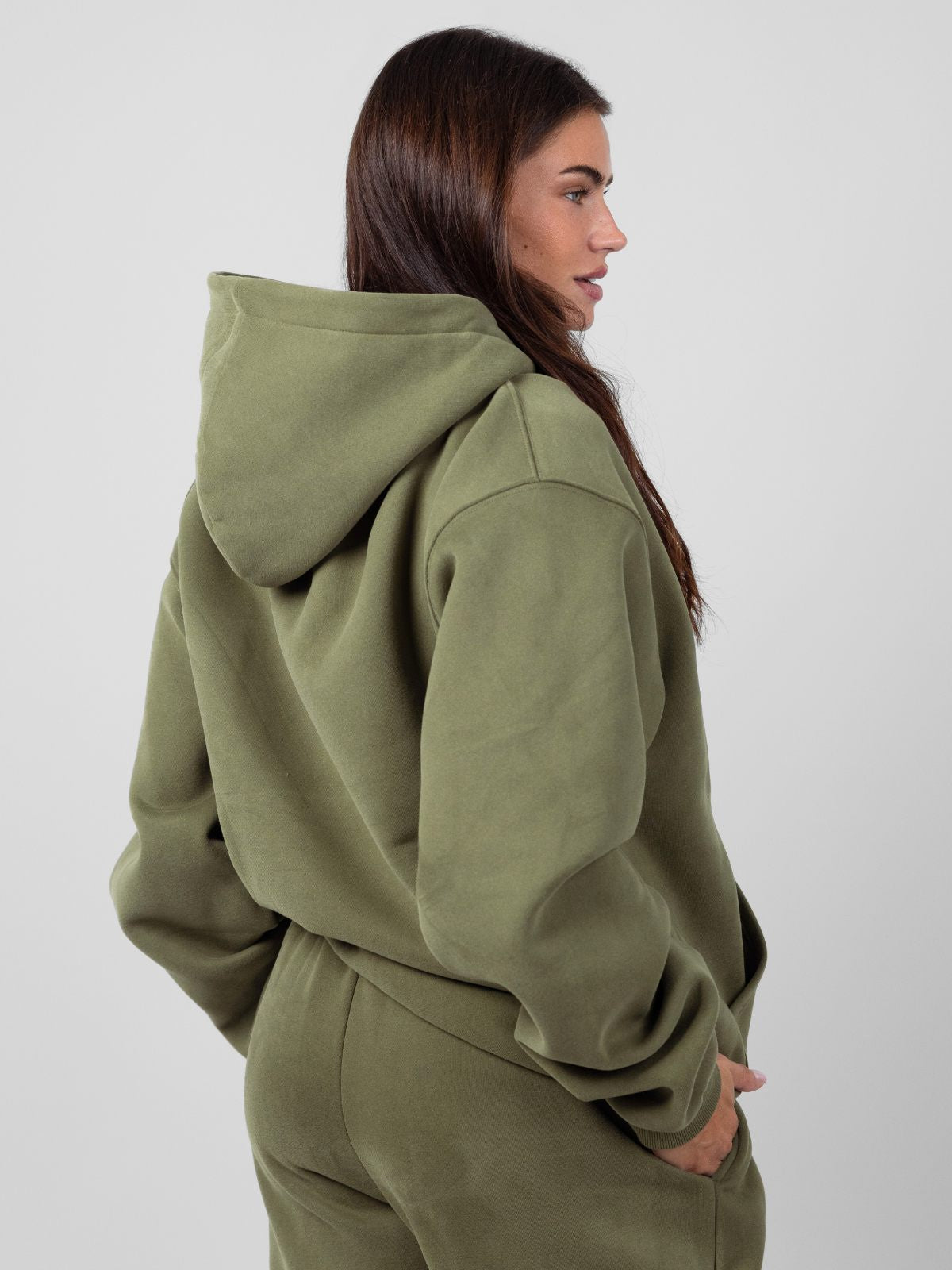 Olive / F