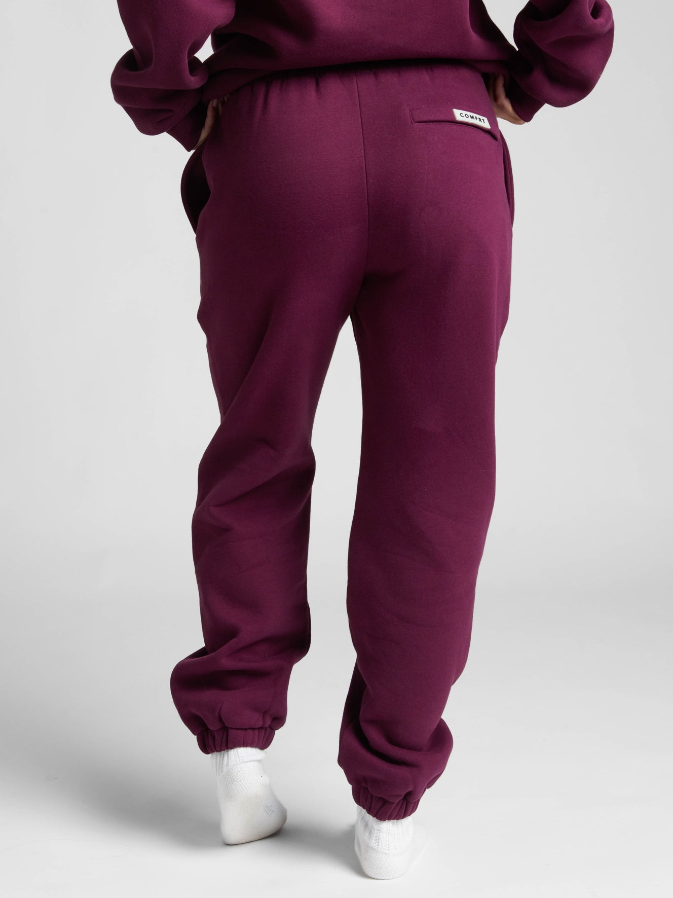 Plum / F