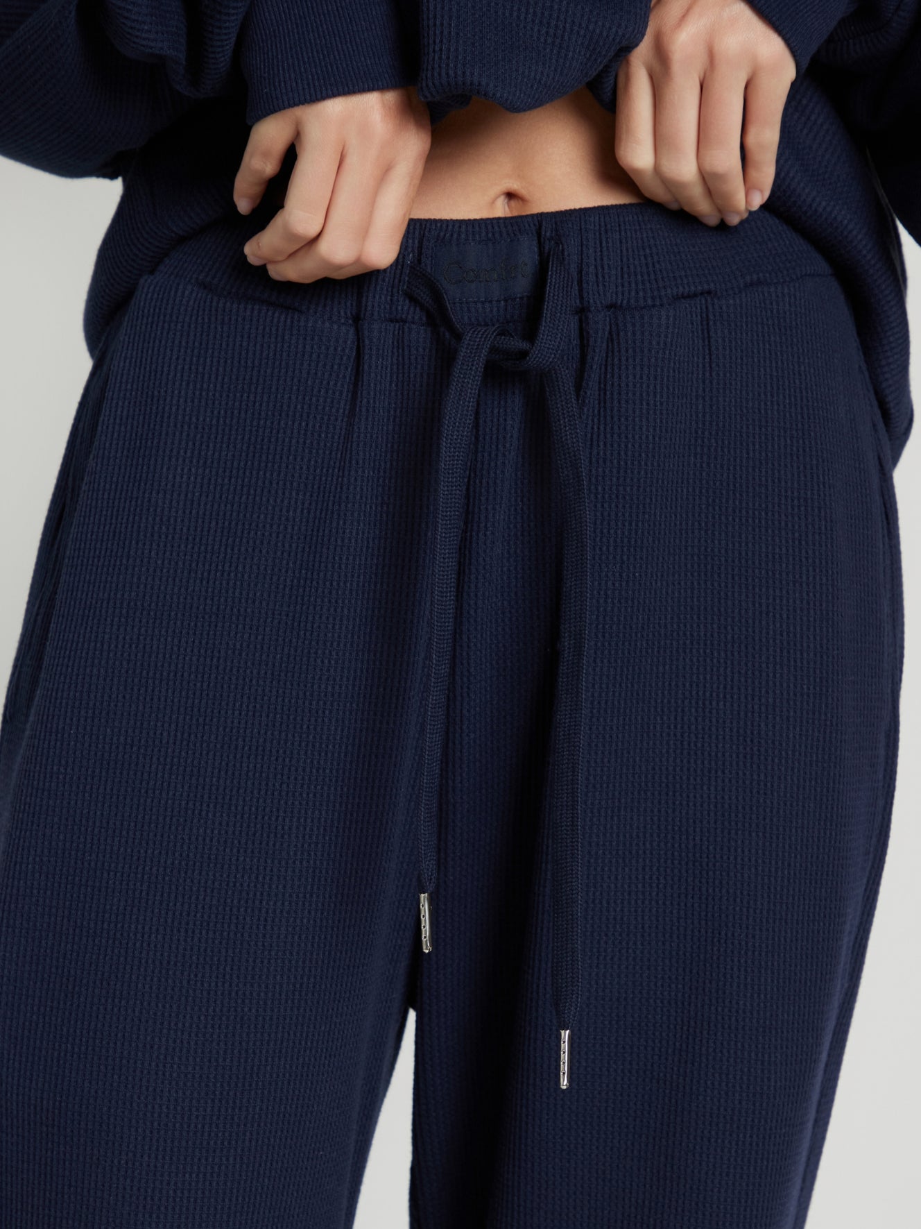 Navy / F