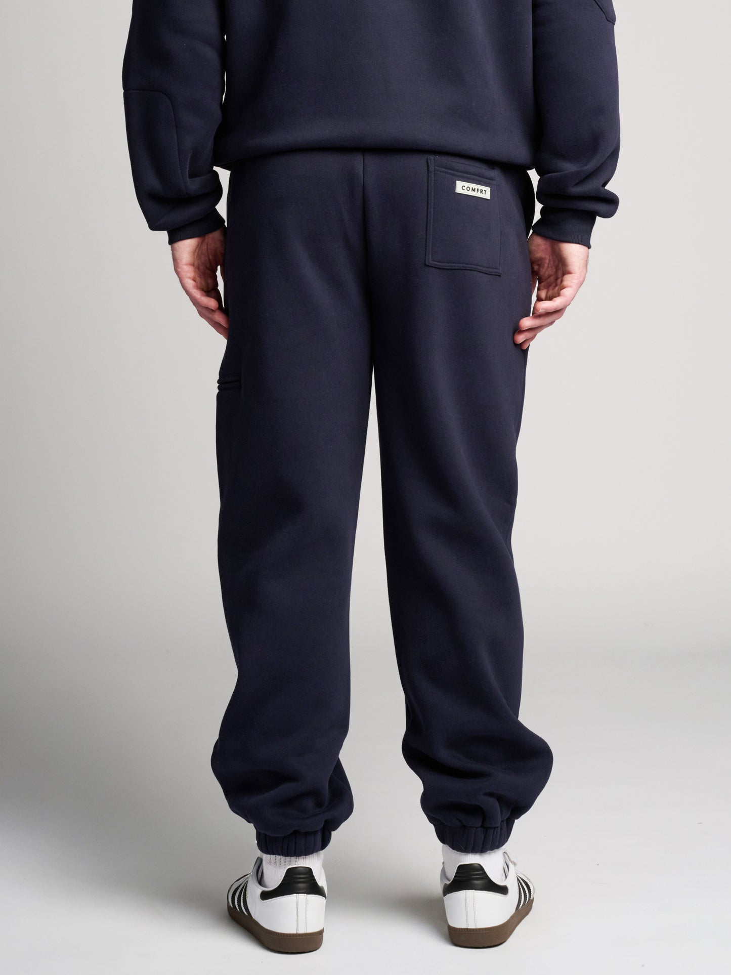 Navy / M