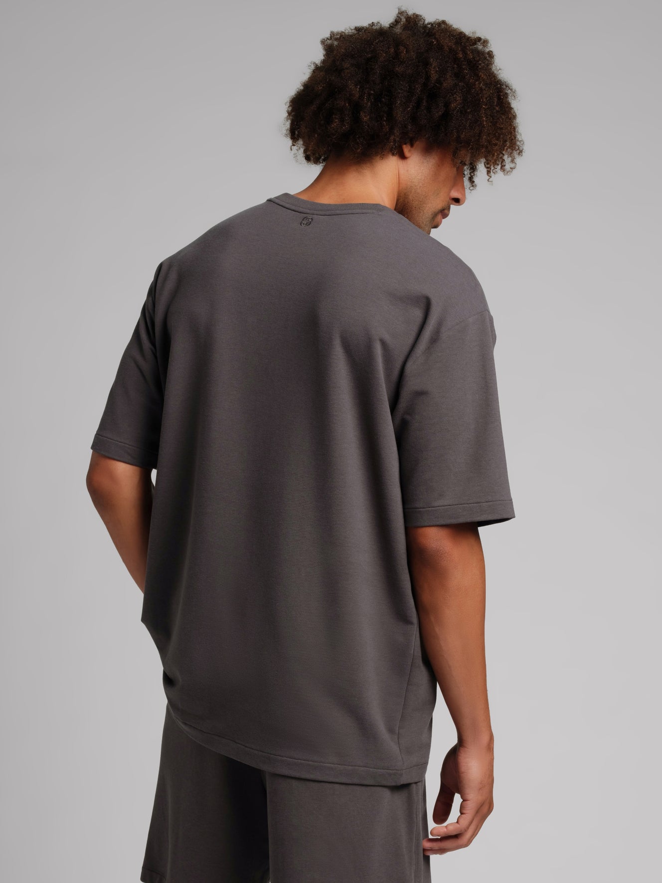 Steel Grey / M