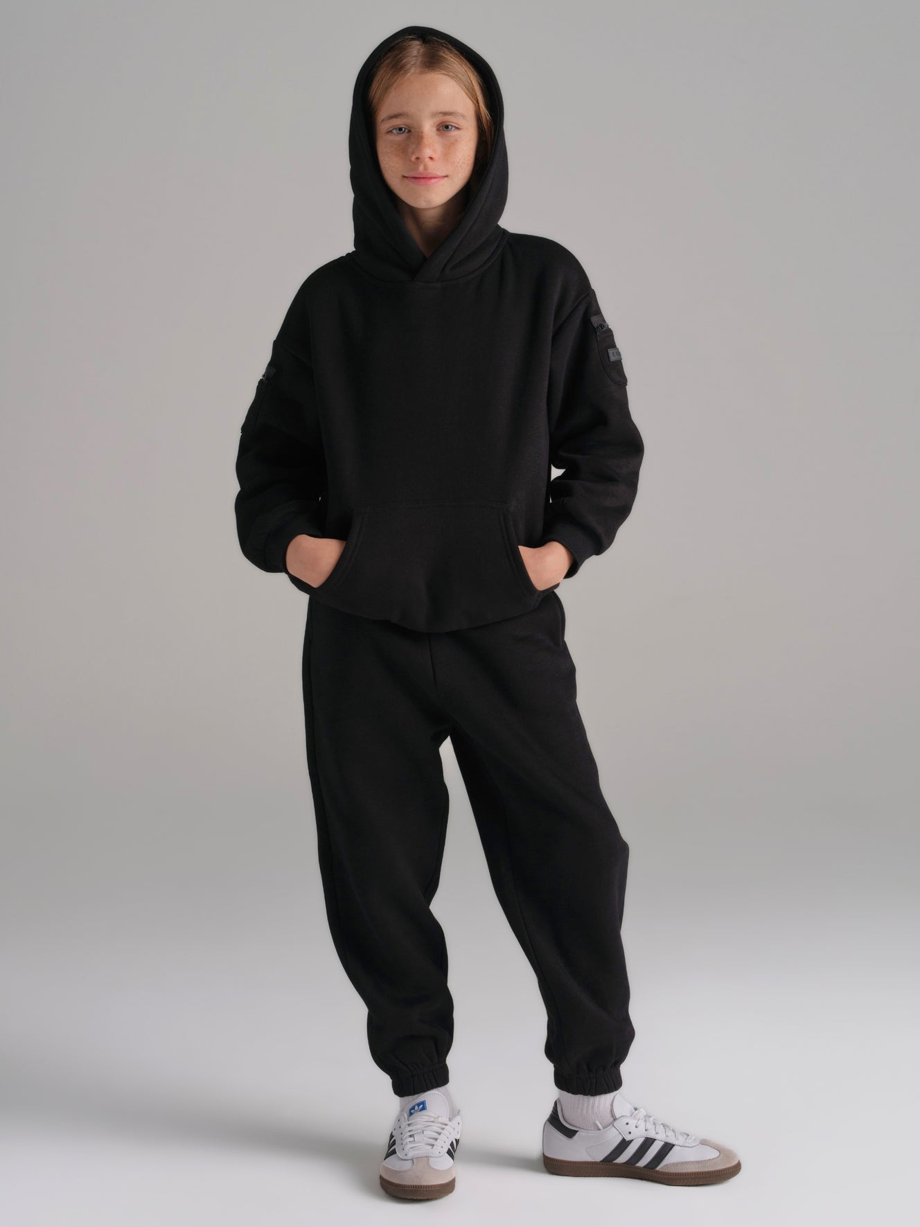 Onyx Black / Raphaella