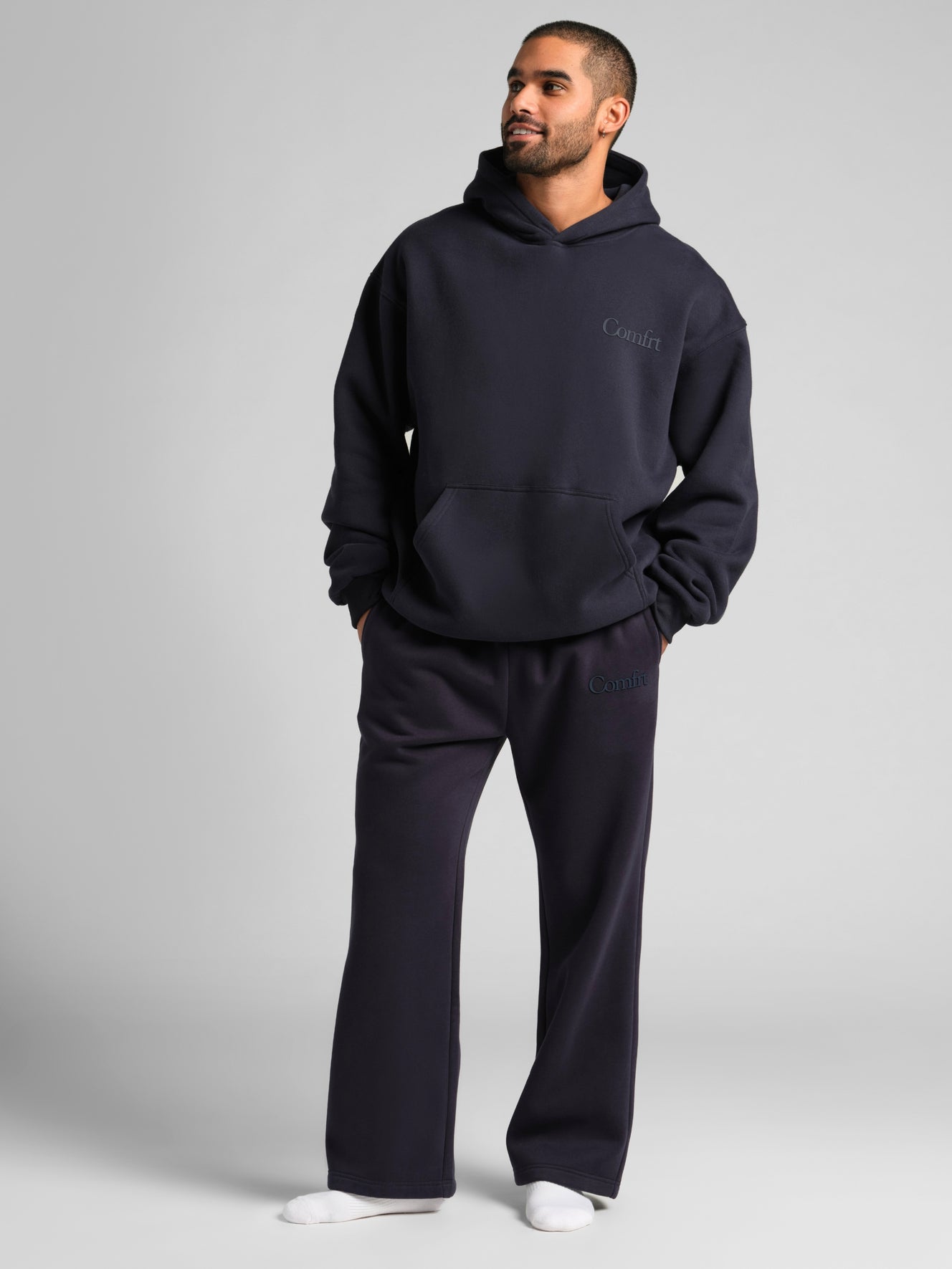 Navy / M