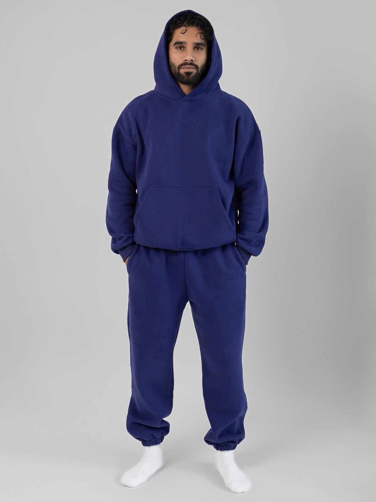 Indigo / M