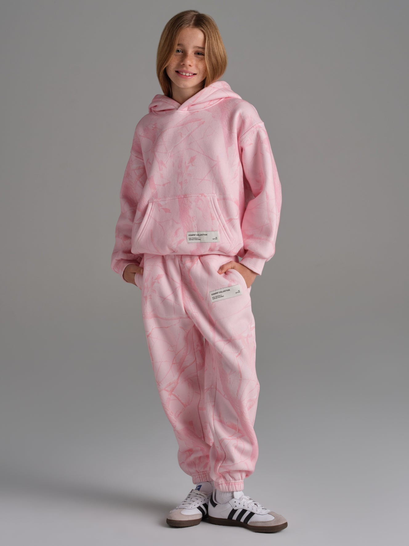 Petal Pink Oak / Raphaella