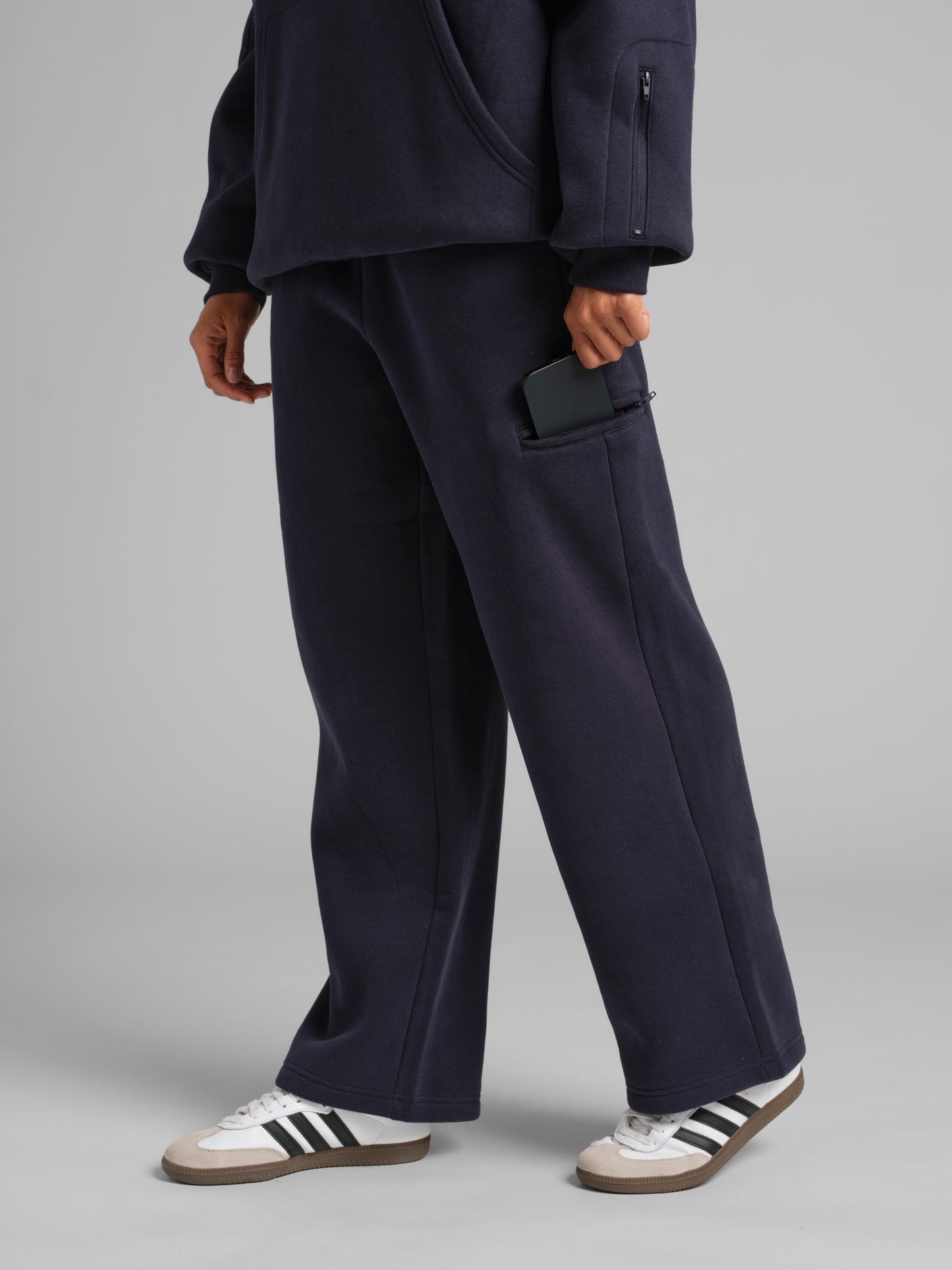 Navy / F