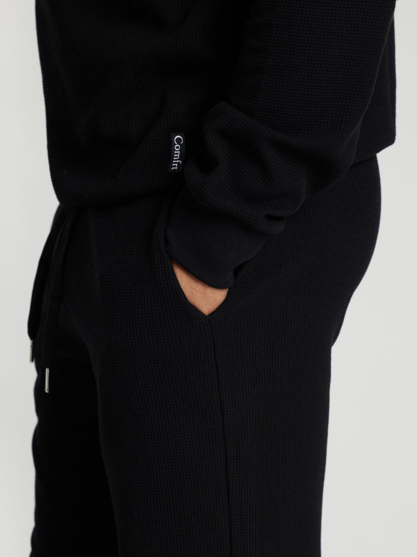 Onyx Black / M