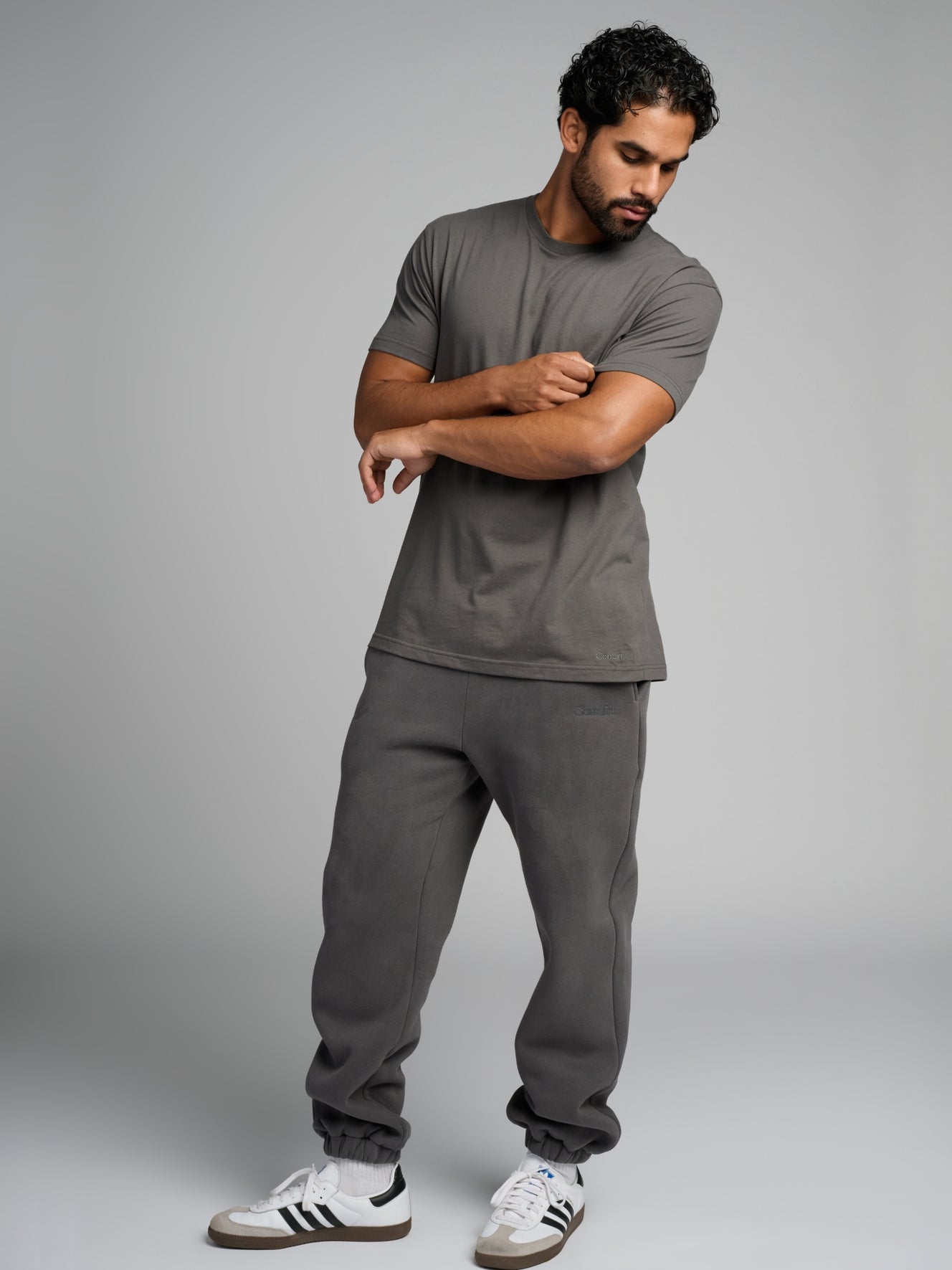 Steel Grey / M