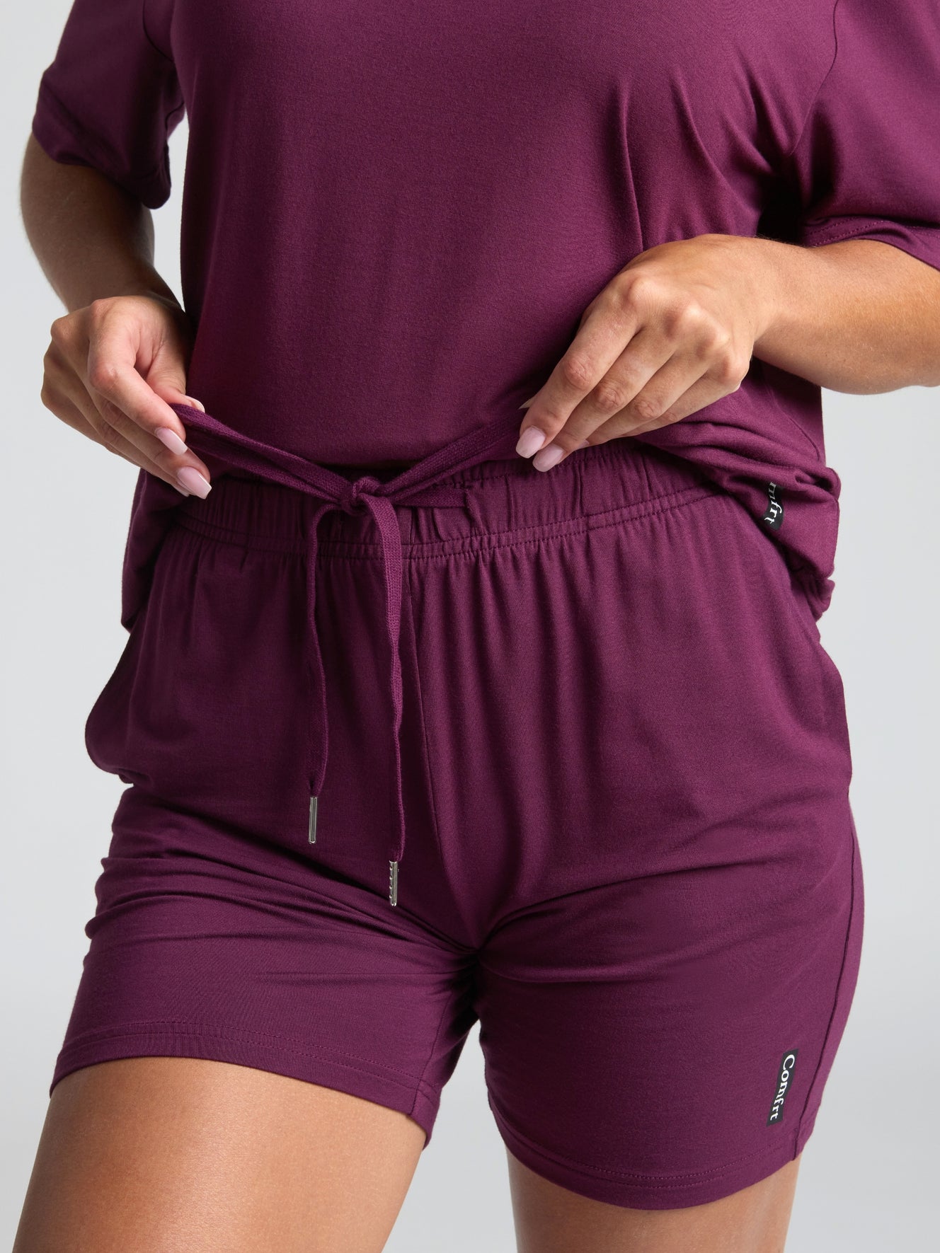 Plum / F