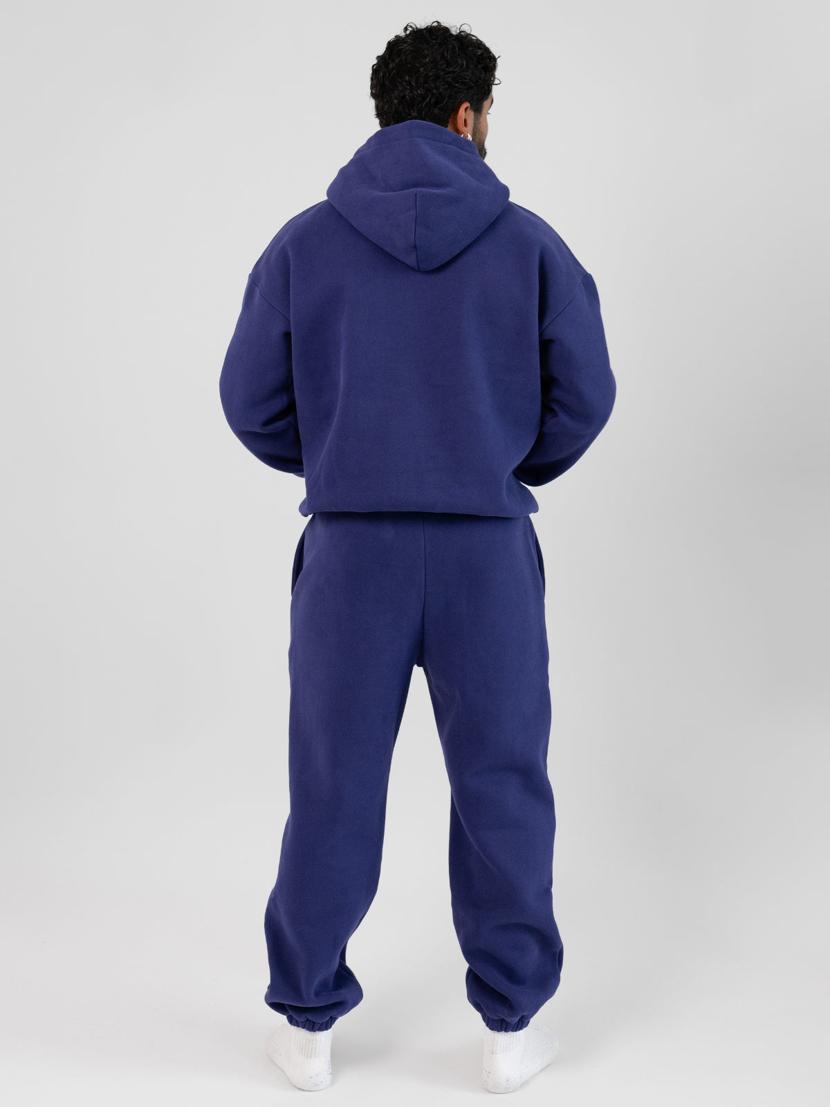 Indigo / M