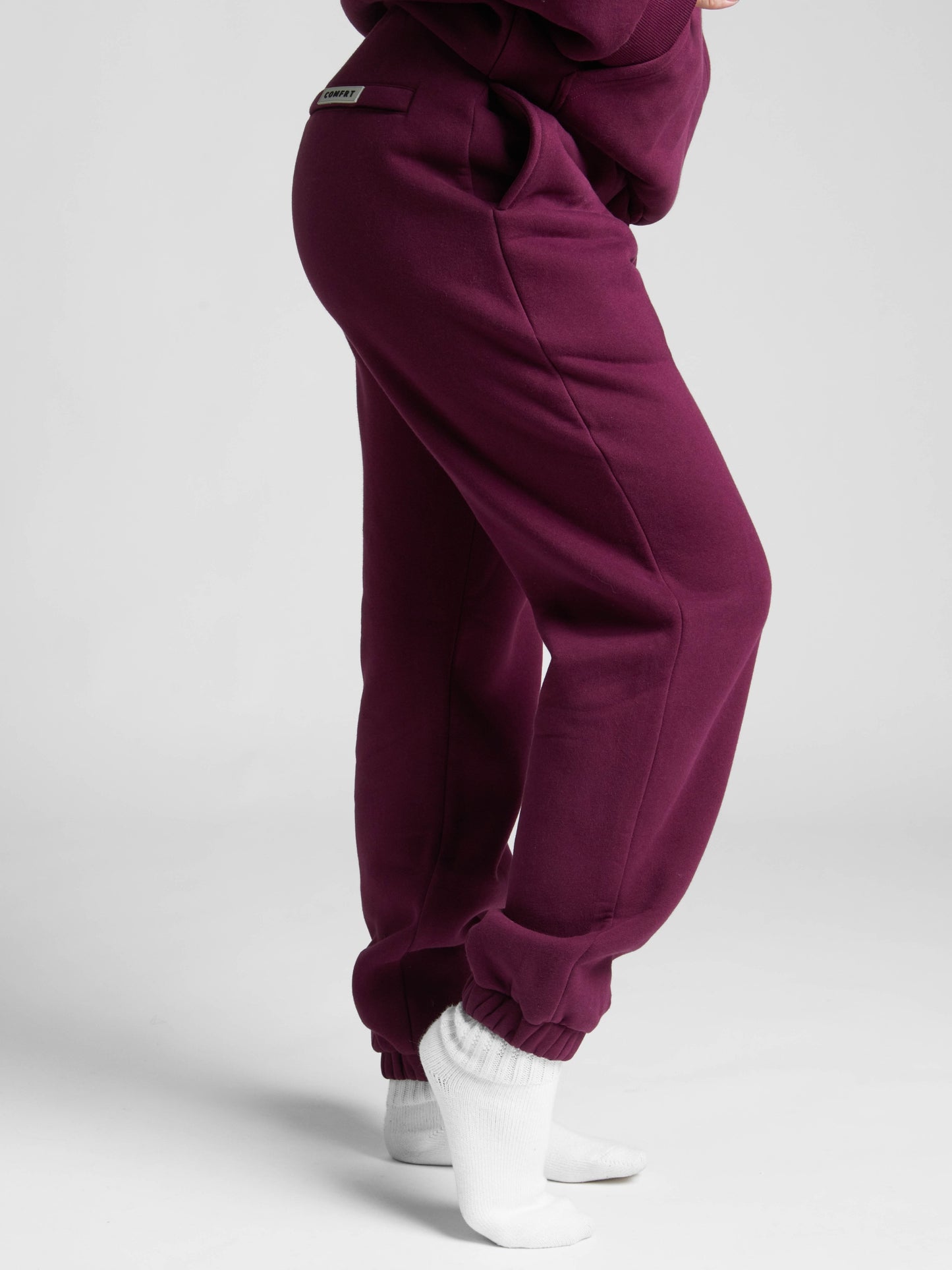 Plum / F