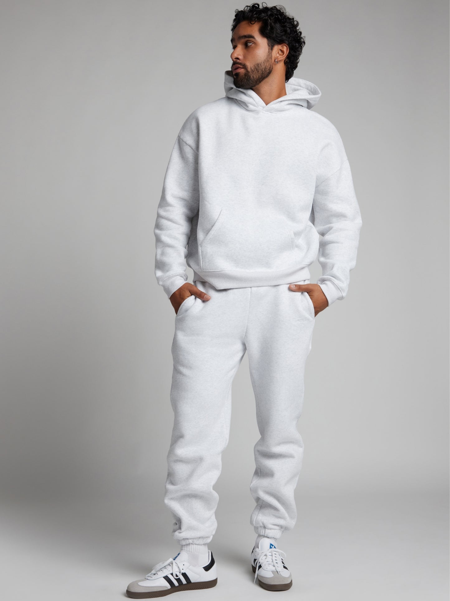 Light Heather Grey / M