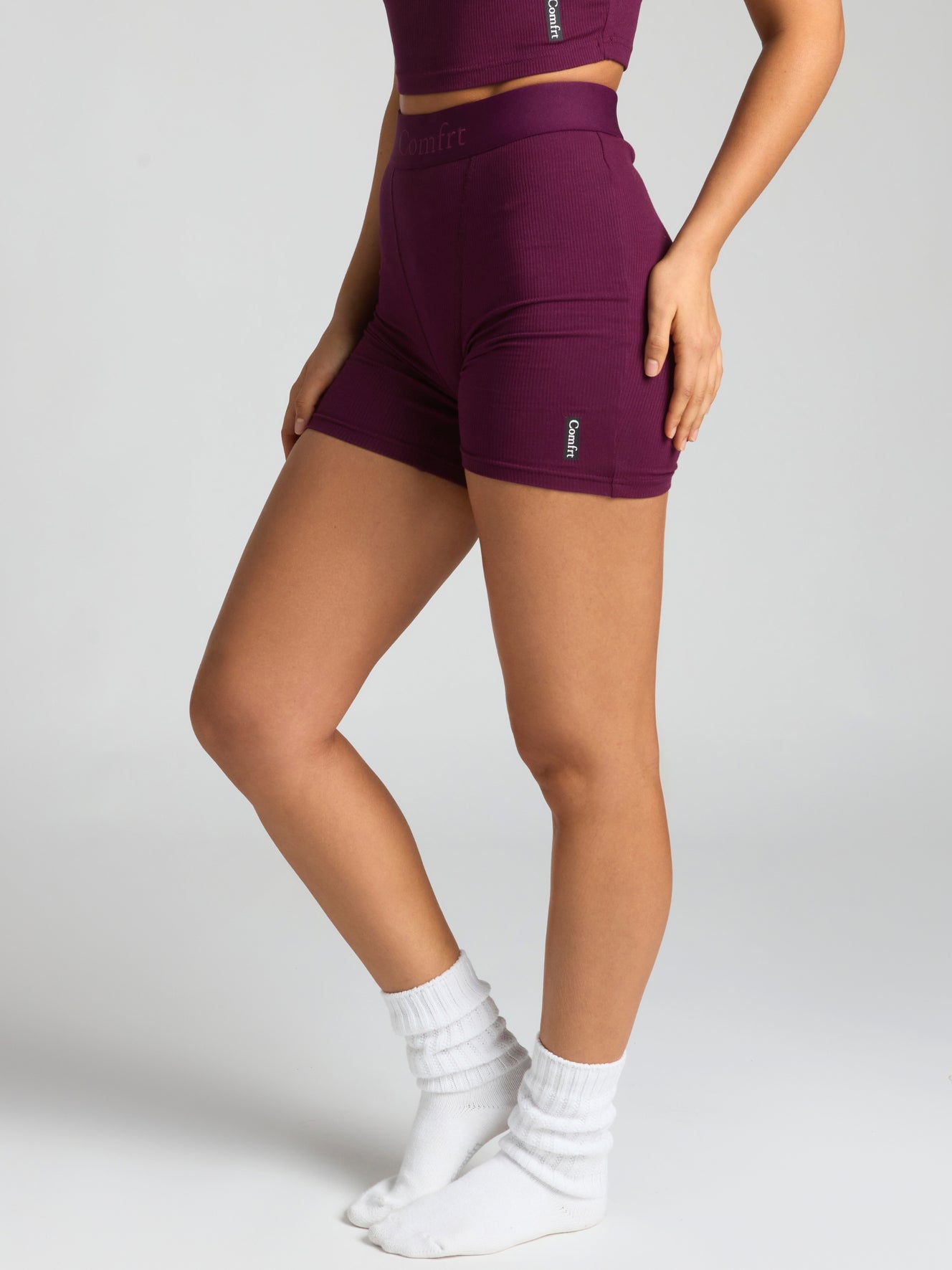 Plum / F