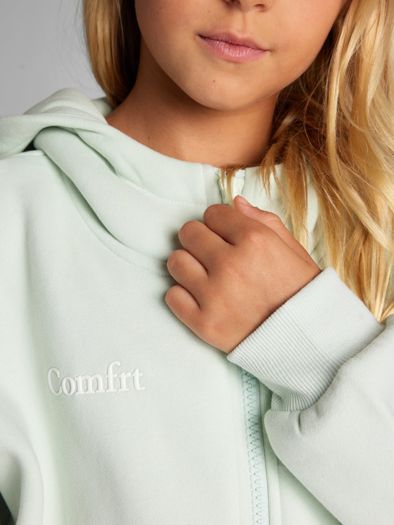 Pale Mint / Arina